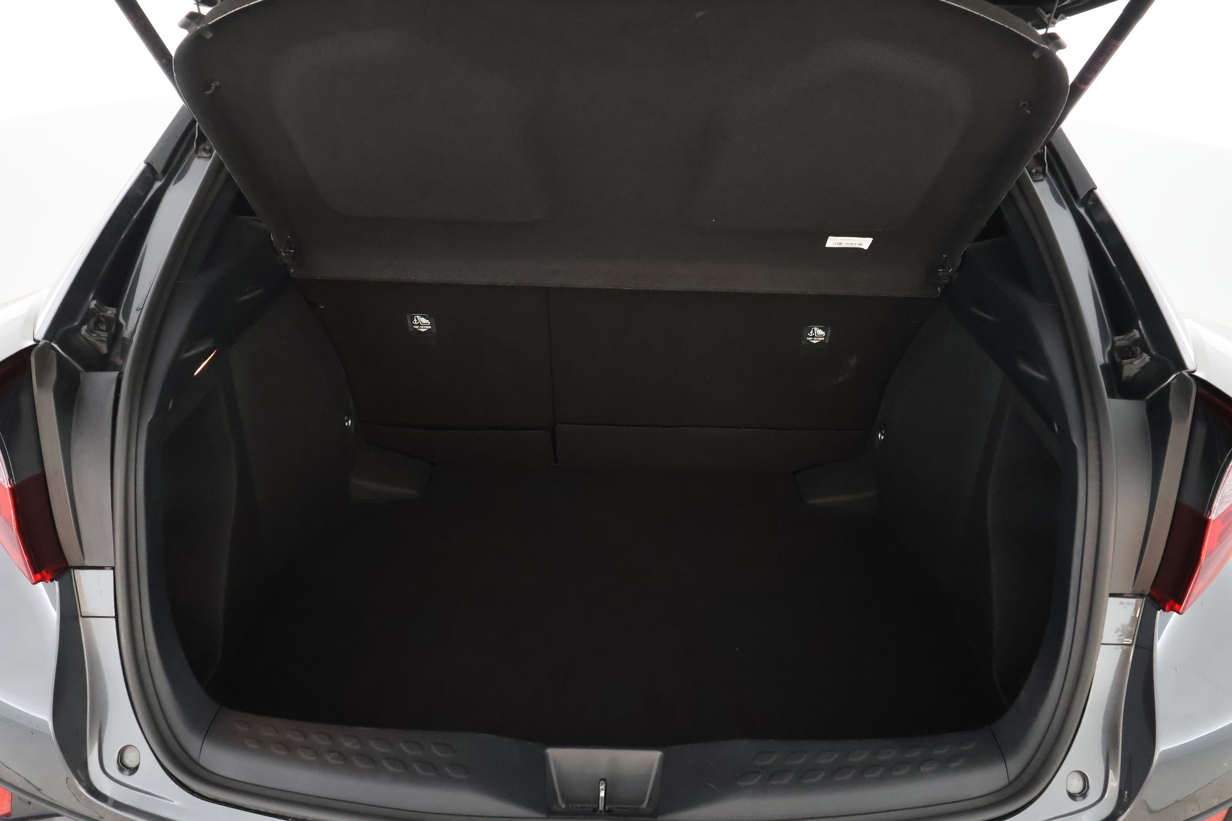 TOYOTA C-HR 16