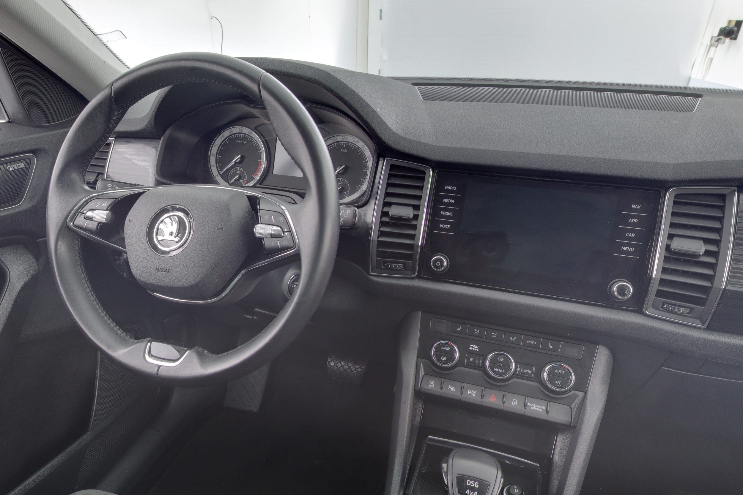 SKODA Kodiaq 8