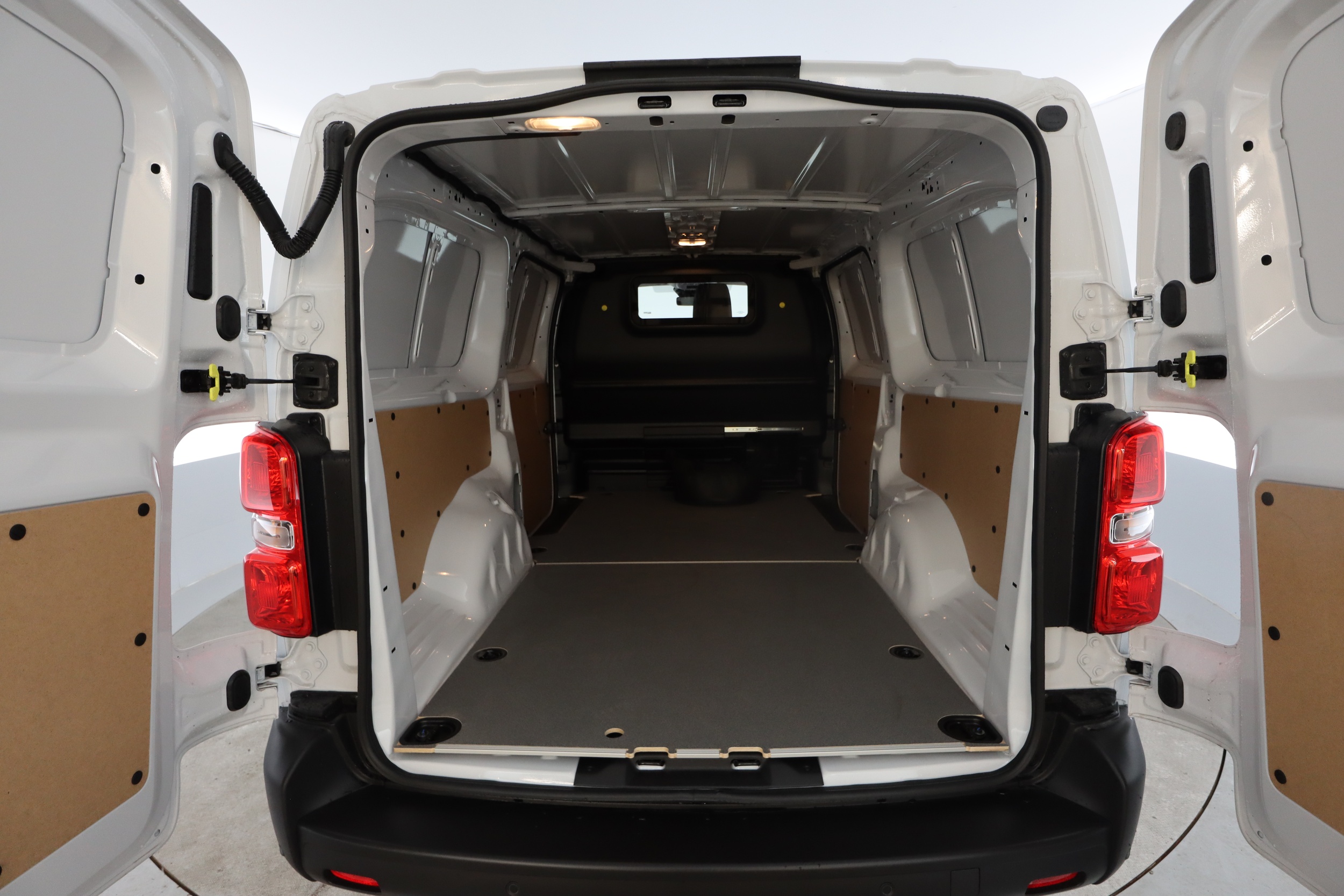 TOYOTA Proace 11