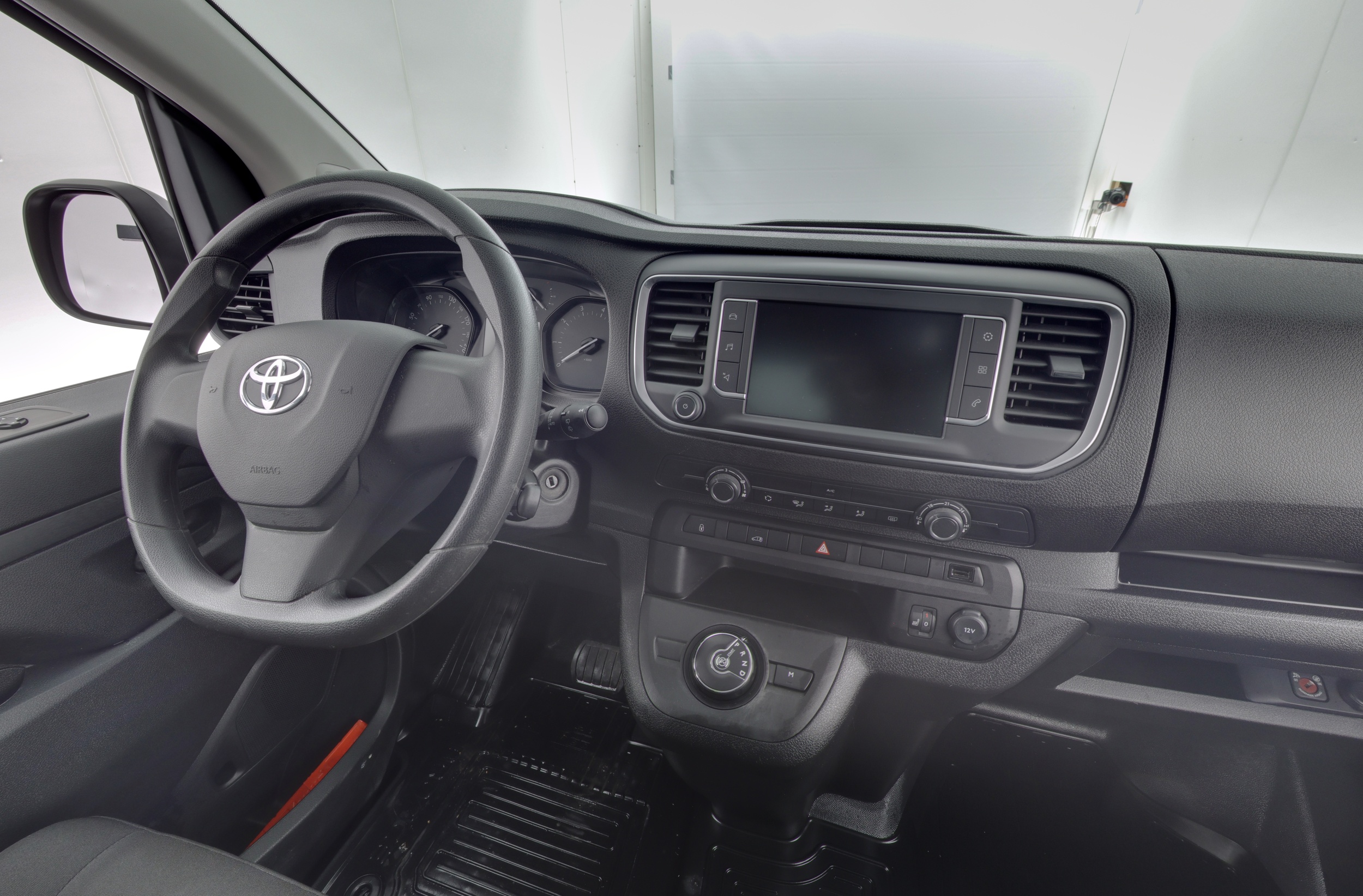 TOYOTA Proace 11