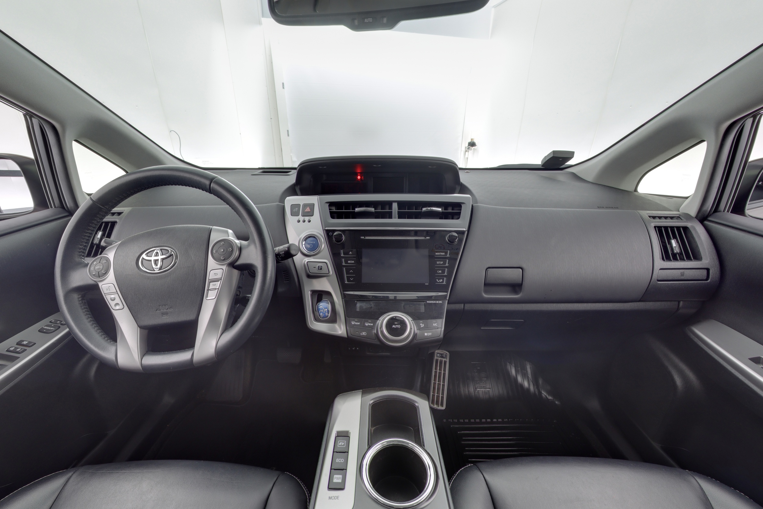 TOYOTA Prius+ 7