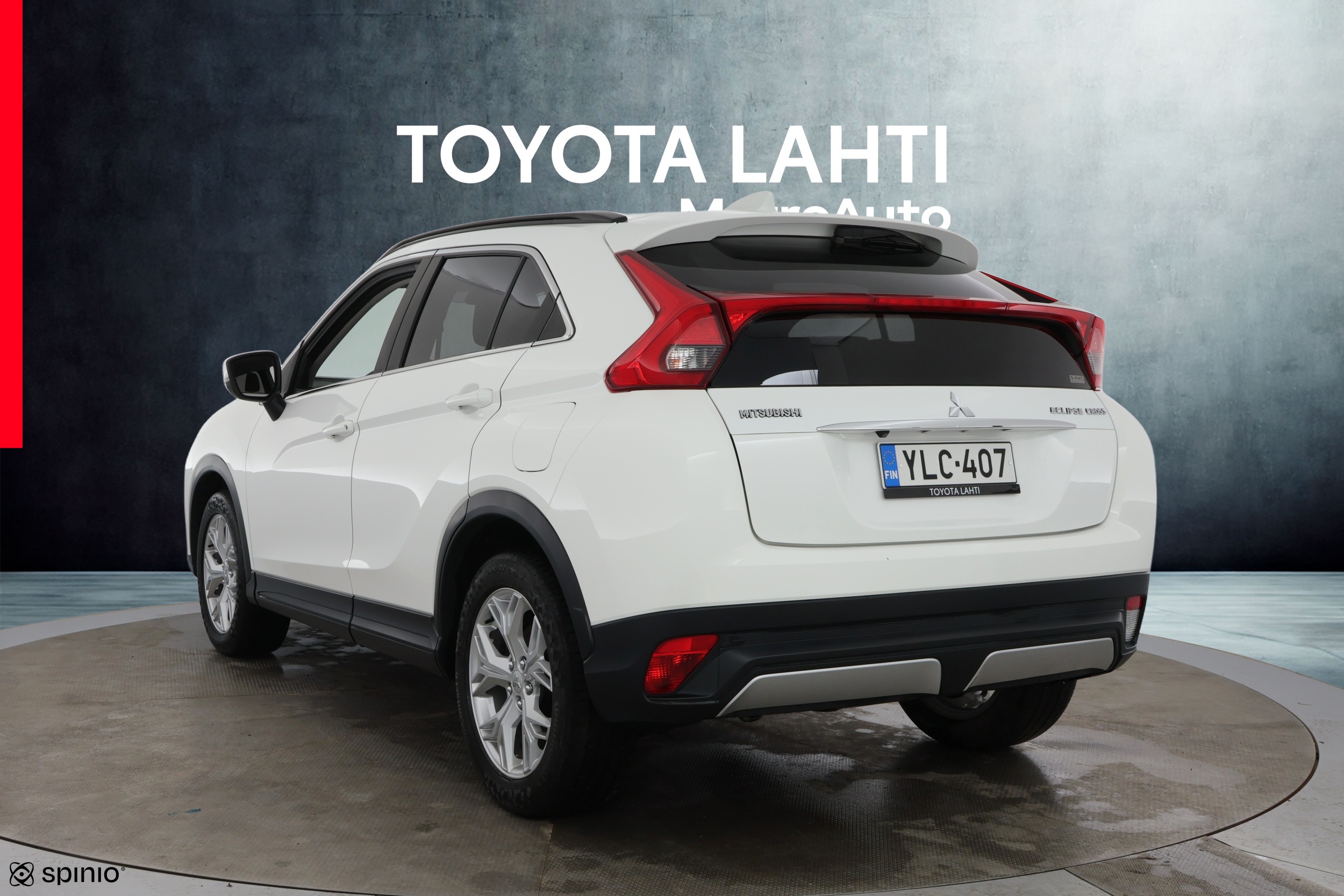 MITSUBISHI Eclipse Cross 2