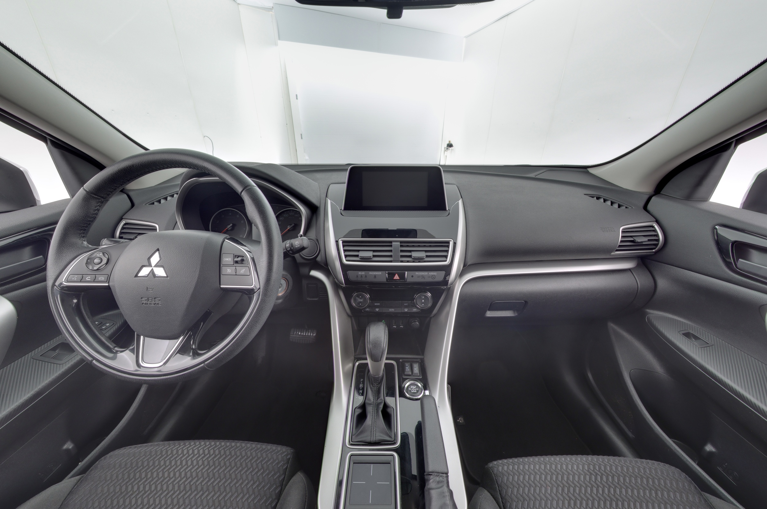 MITSUBISHI Eclipse Cross 7