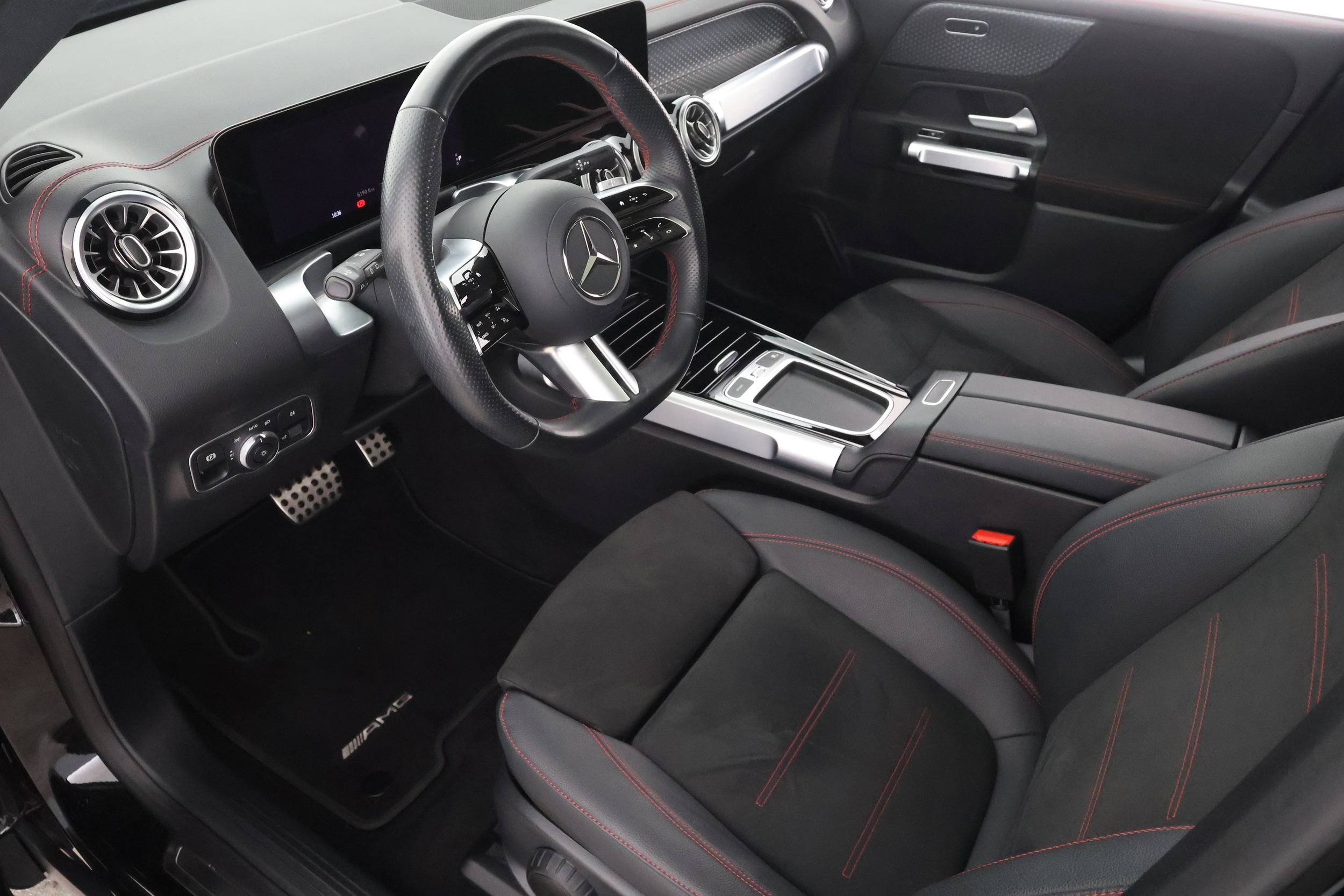 Mercedes-Benz EQB 19