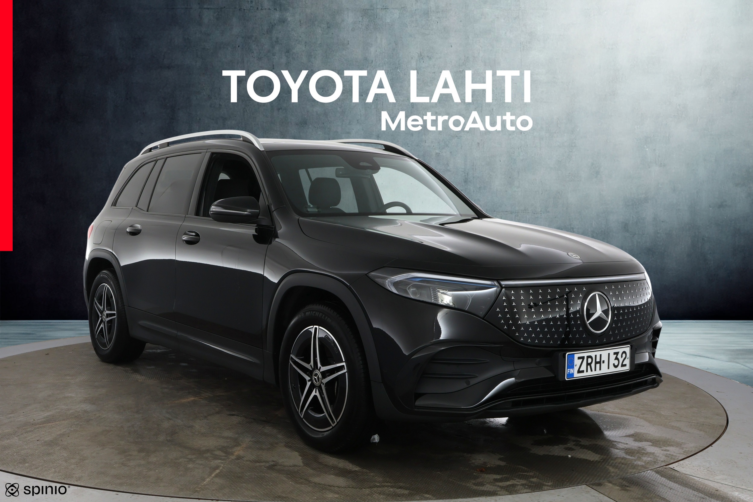 Mercedes-Benz EQB 5