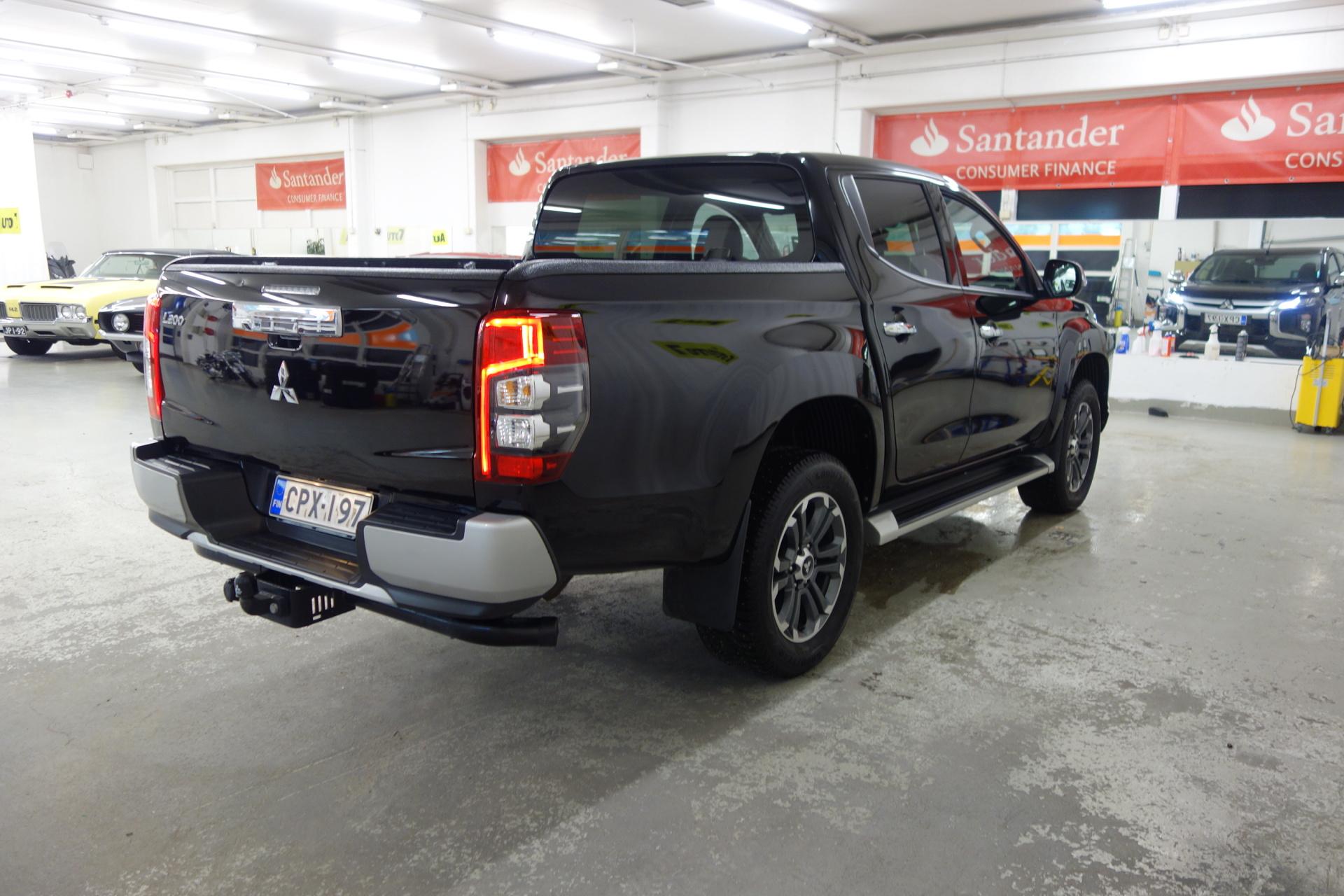 MITSUBISHI L200 2023