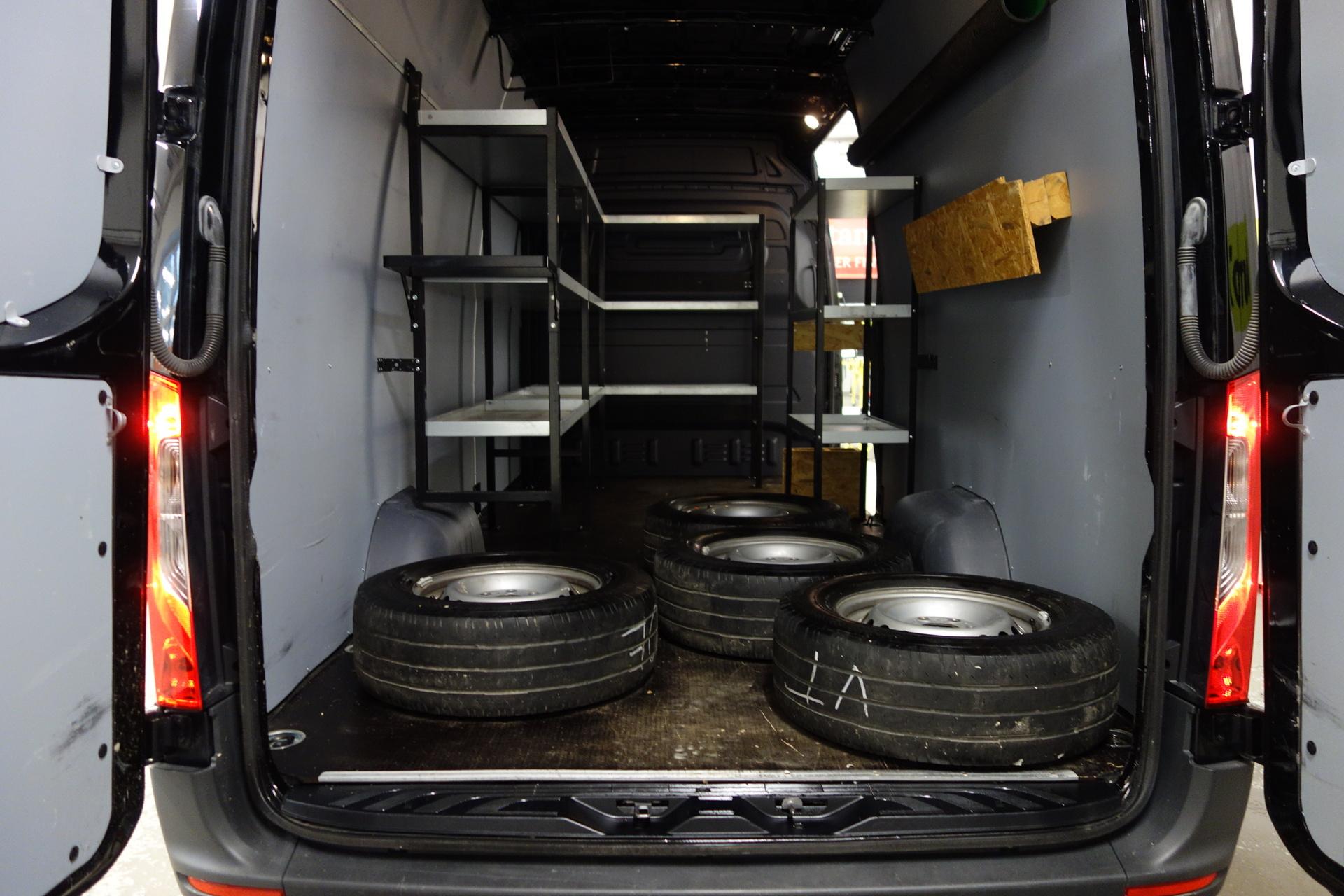 MERCEDES-BENZ Sprinter 2023