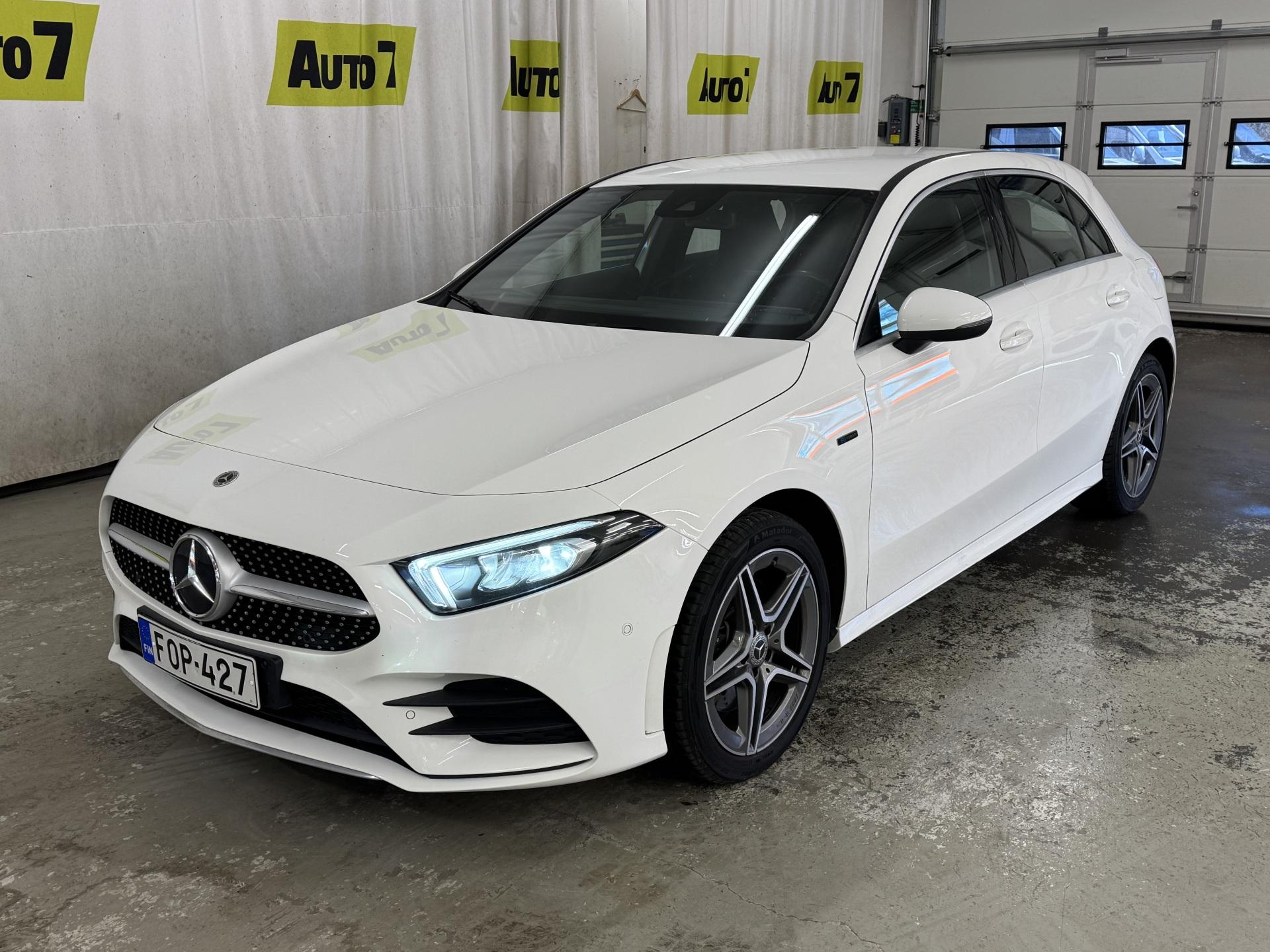 MERCEDES-BENZ A 2021