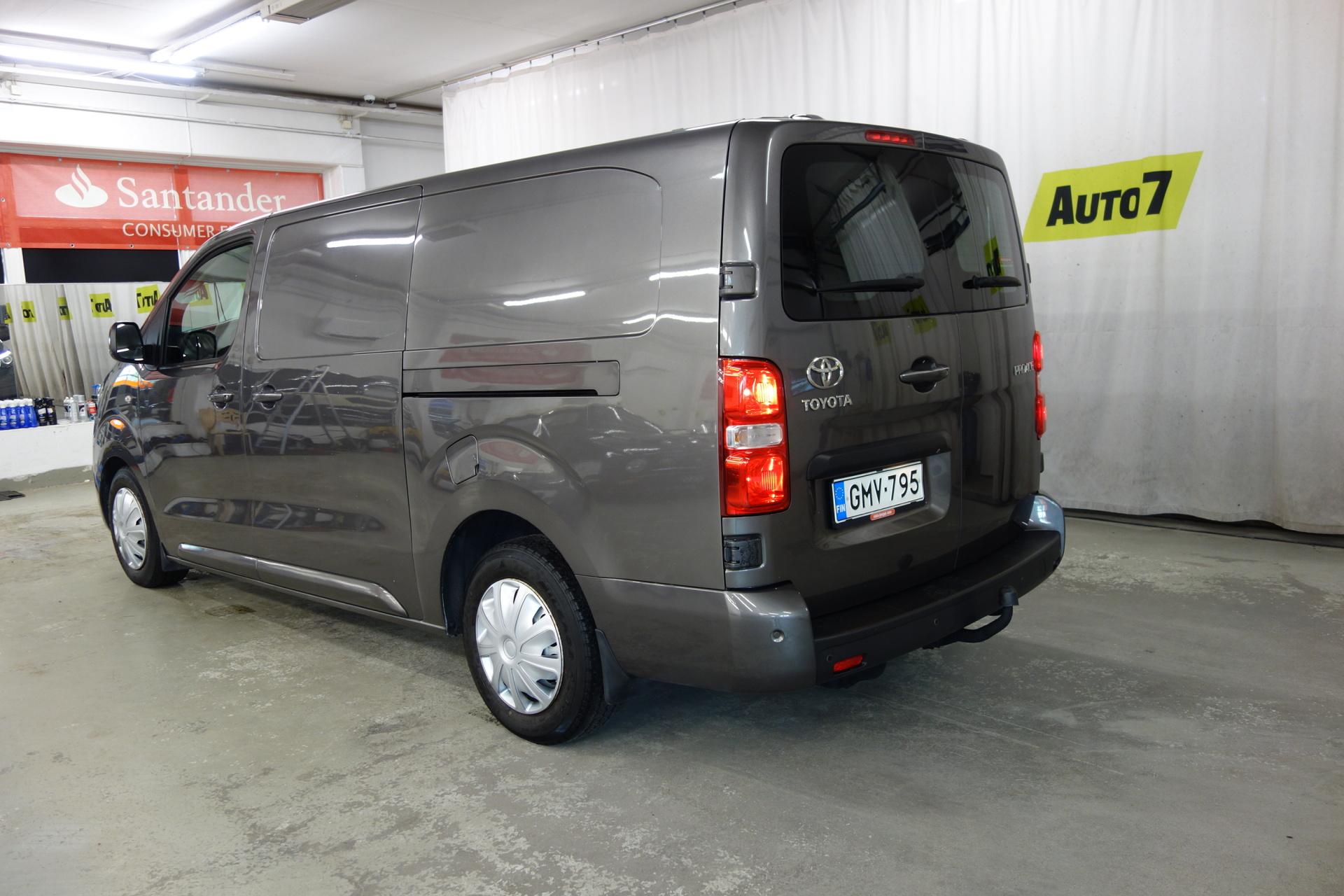 TOYOTA Proace 2018