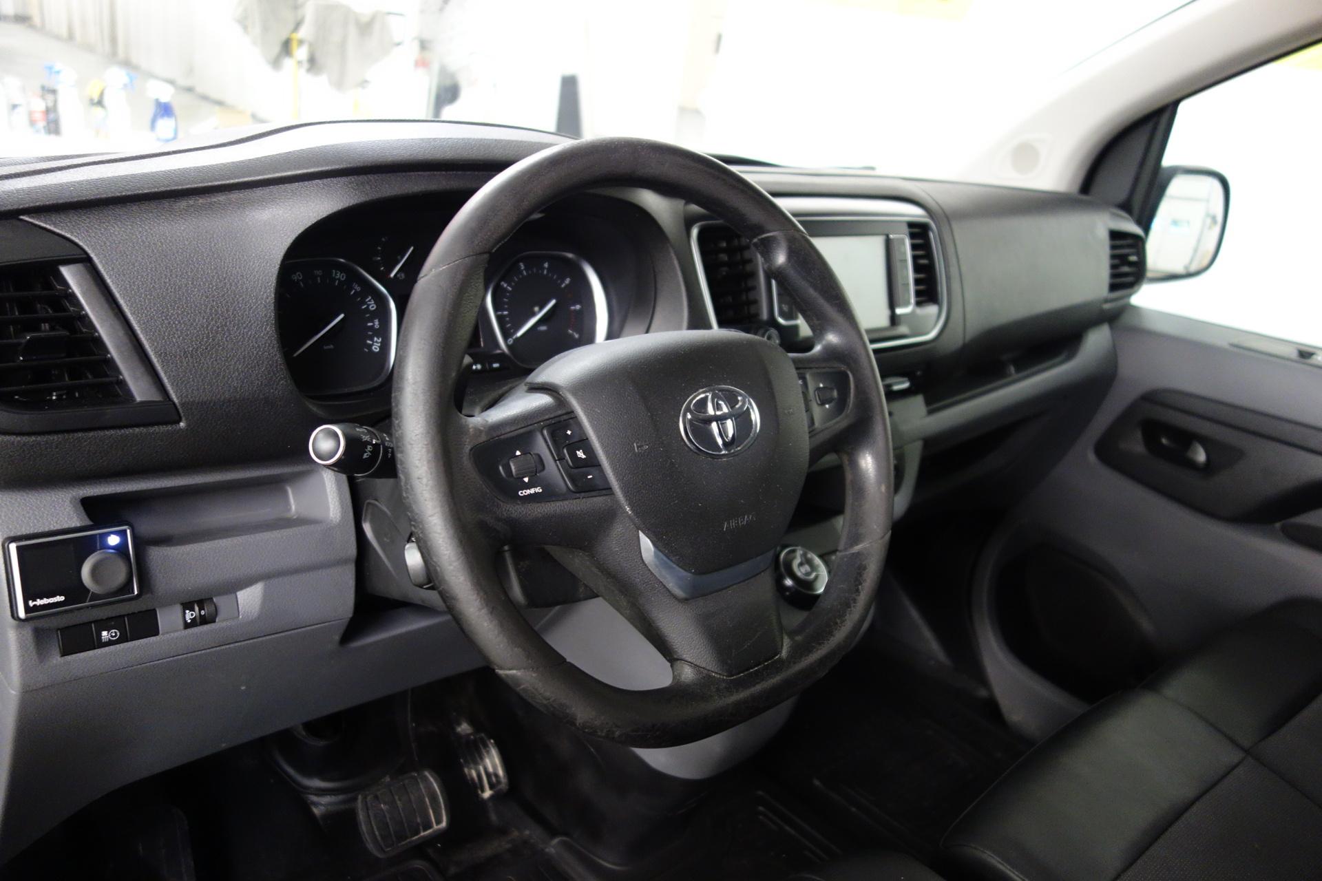 TOYOTA Proace 2018