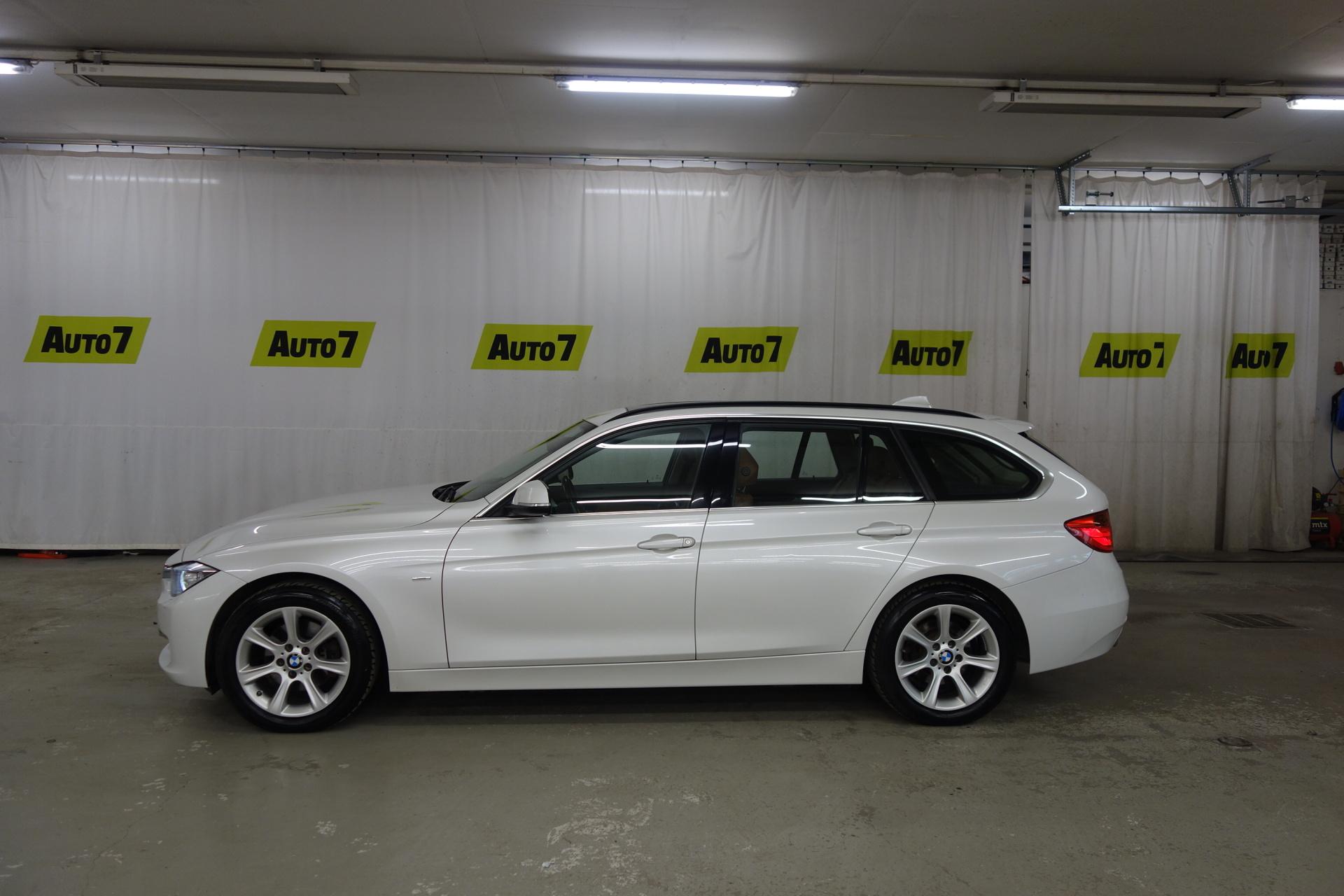 BMW 320 2015