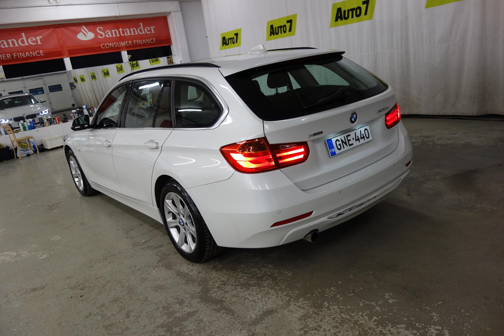BMW 320 2015