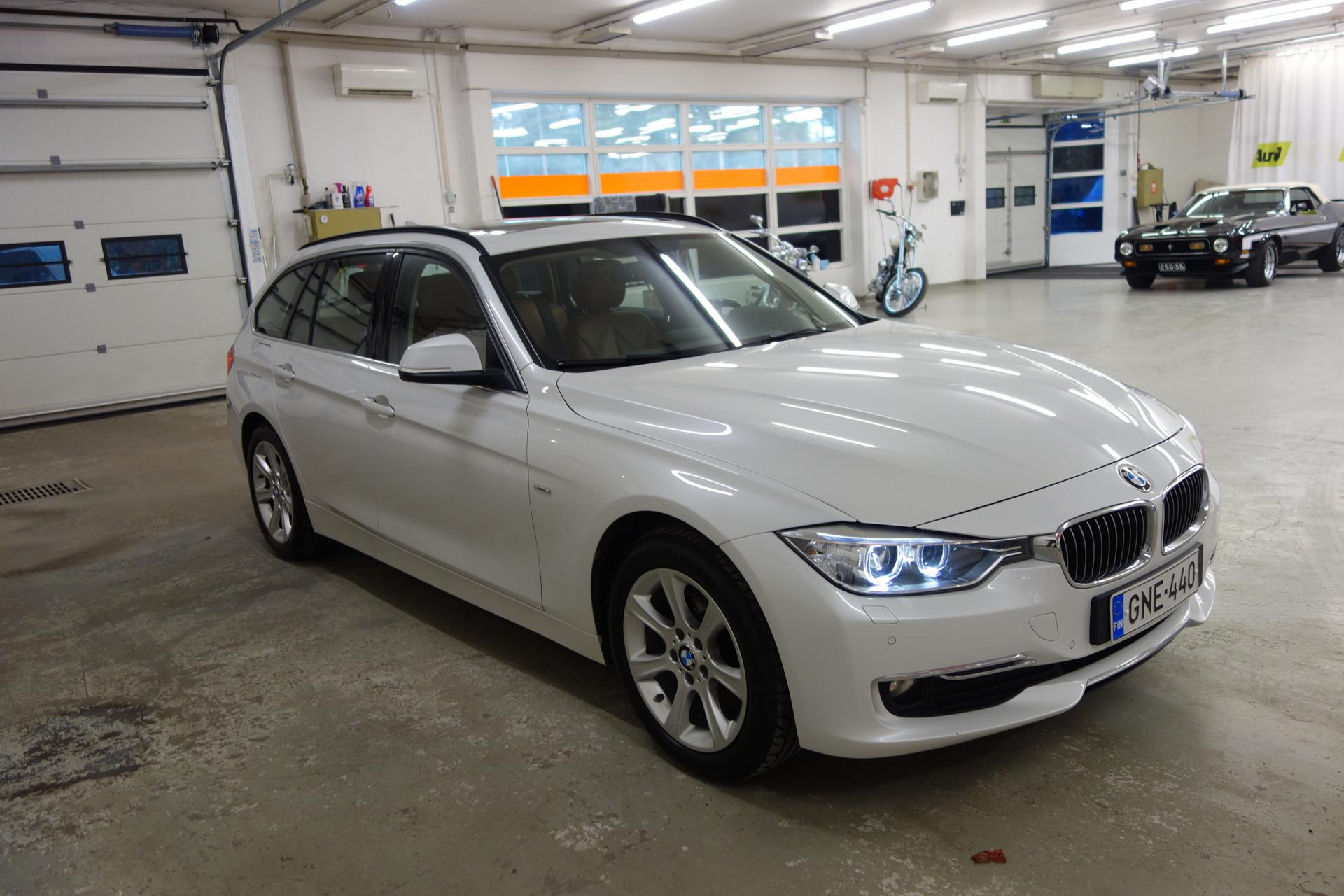 BMW 320 2015