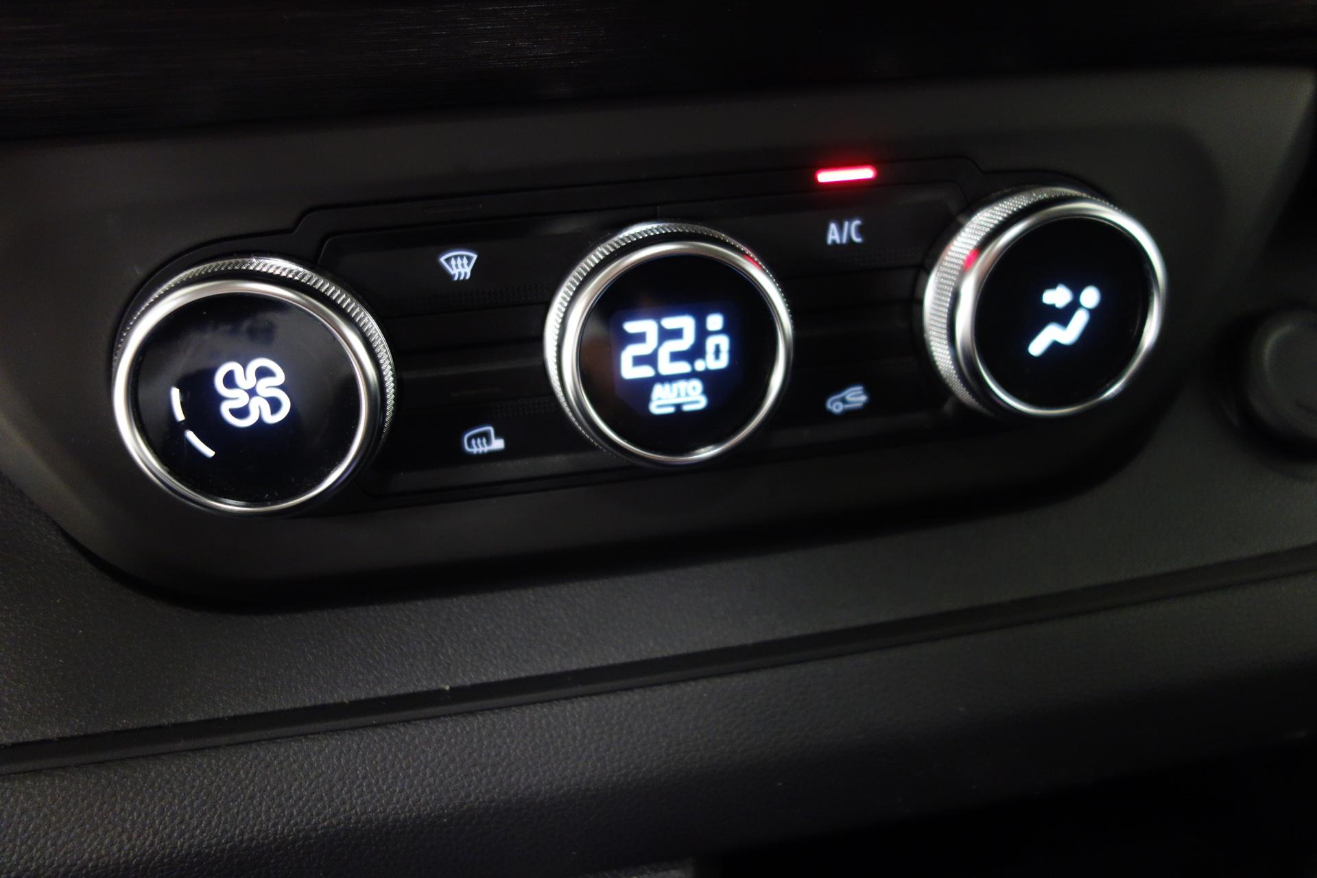 RENAULT Trafic 2024