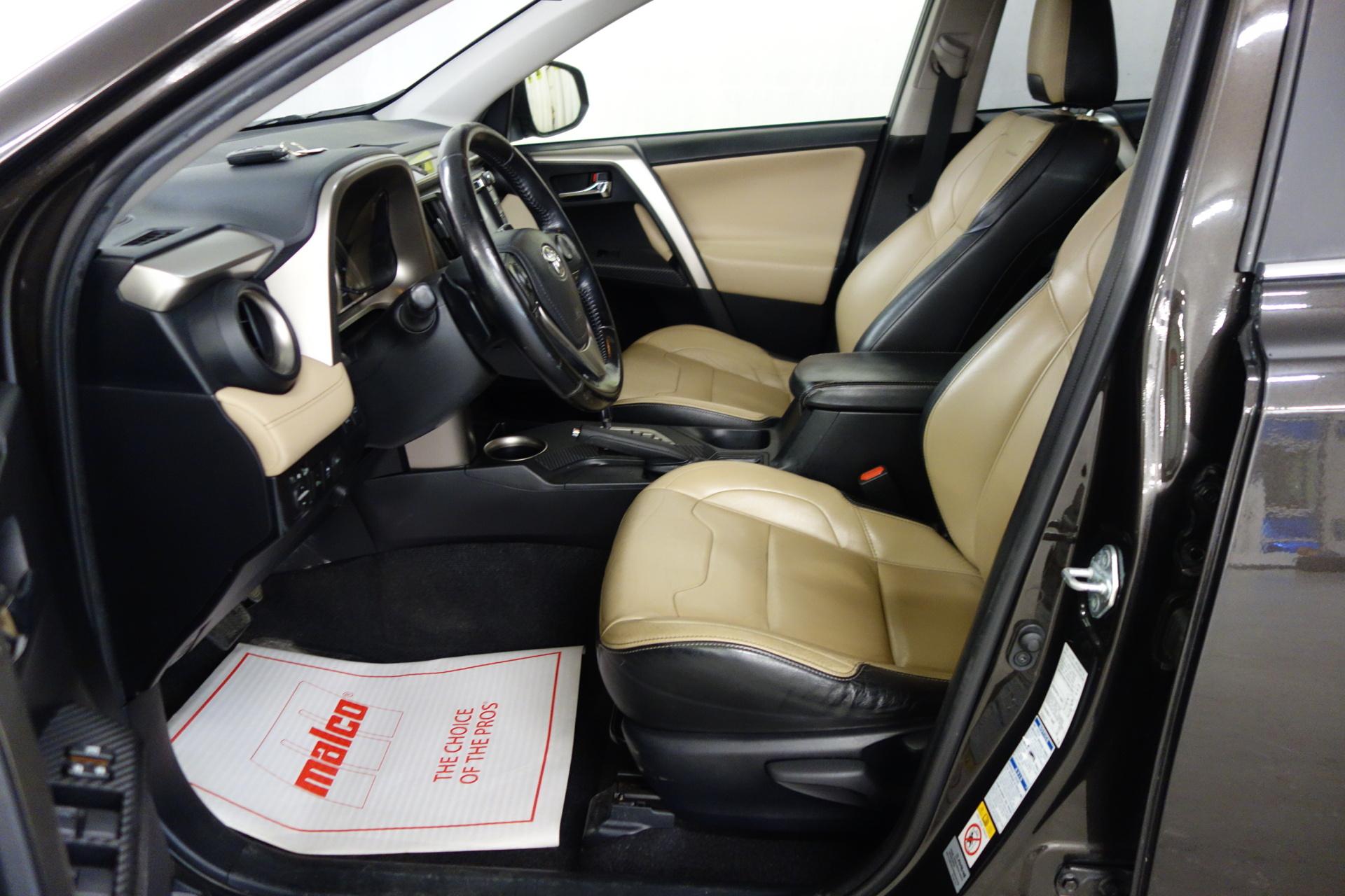 TOYOTA RAV4 2014