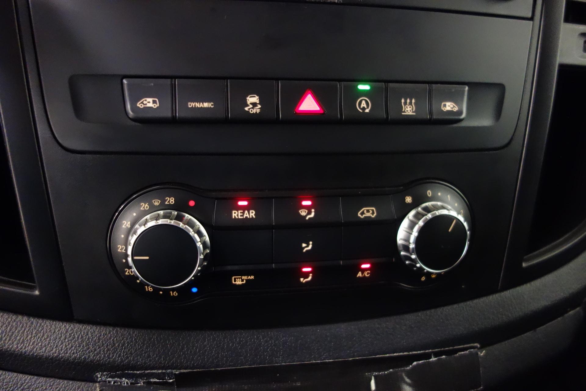 MERCEDES-BENZ Vito 2022