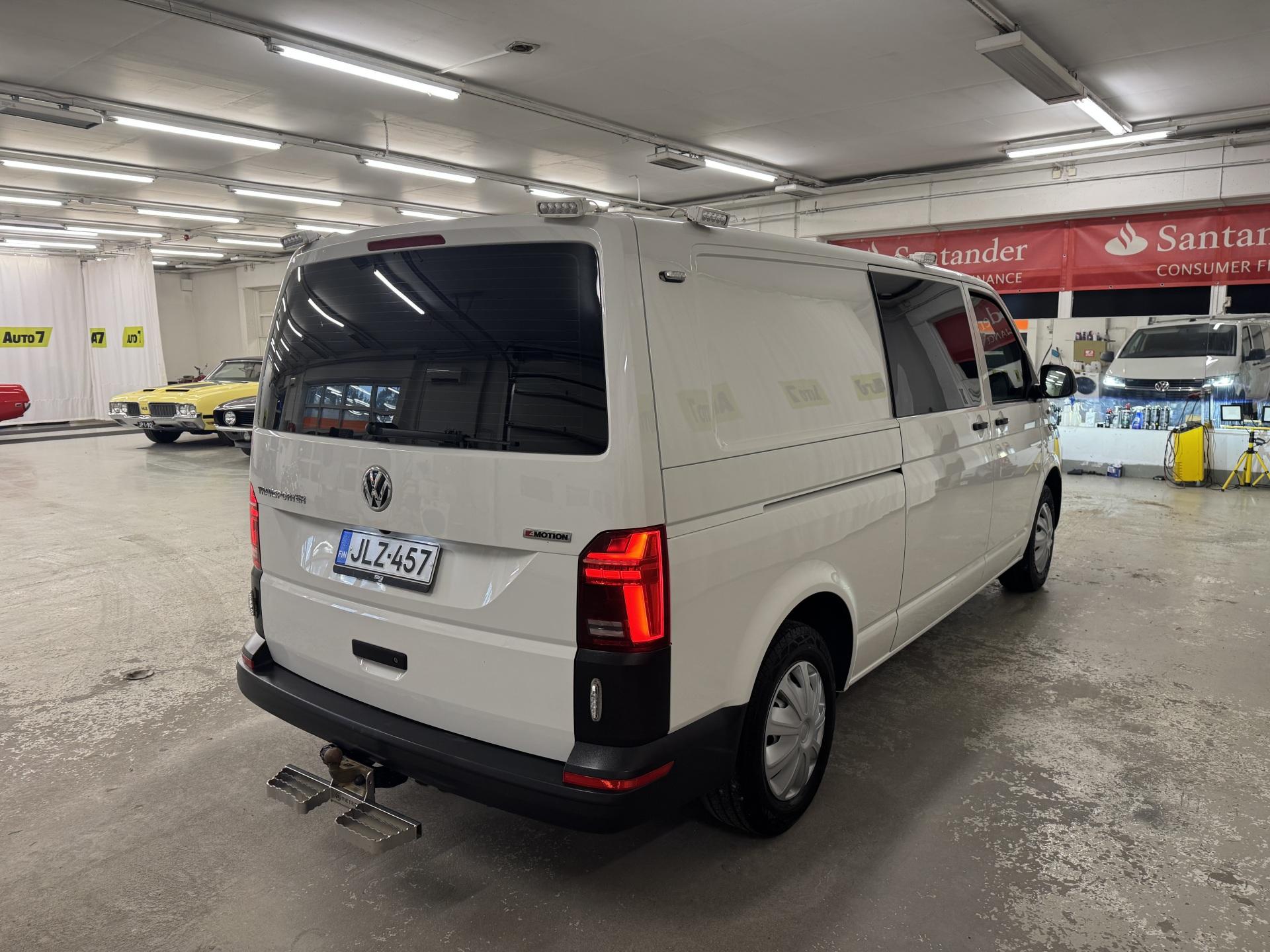 VOLKSWAGEN Transporter 2021