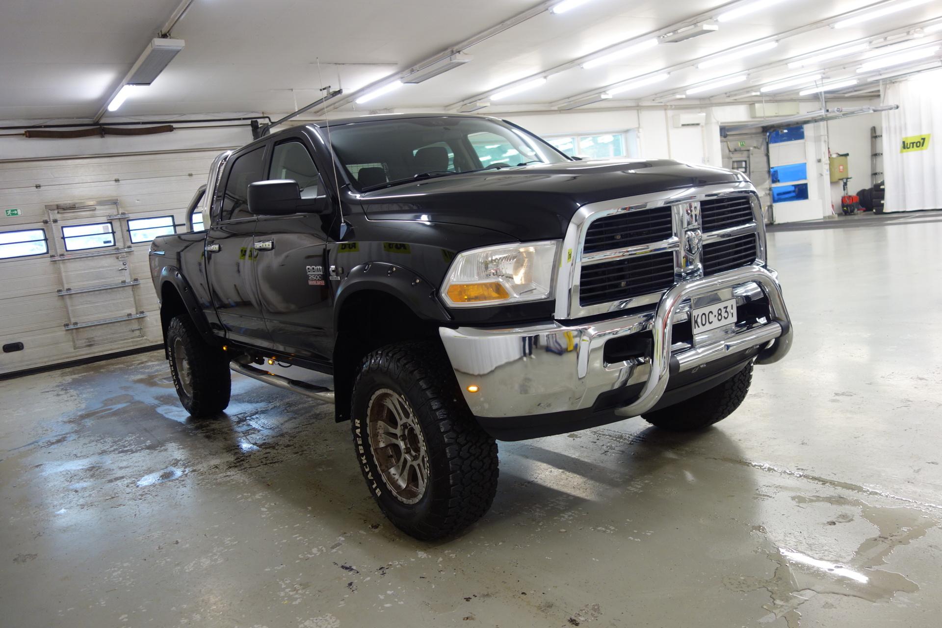 DODGE Ram 2012