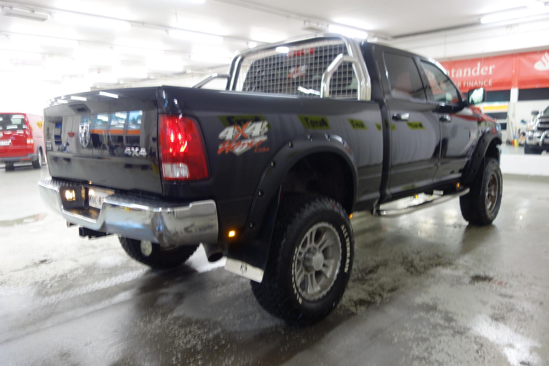 DODGE Ram 2012