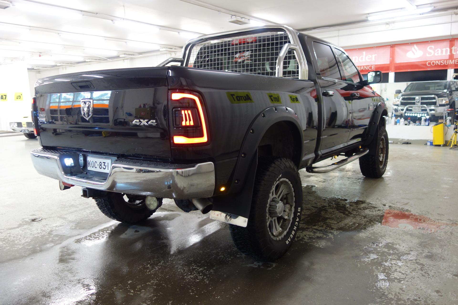 DODGE Ram 2012