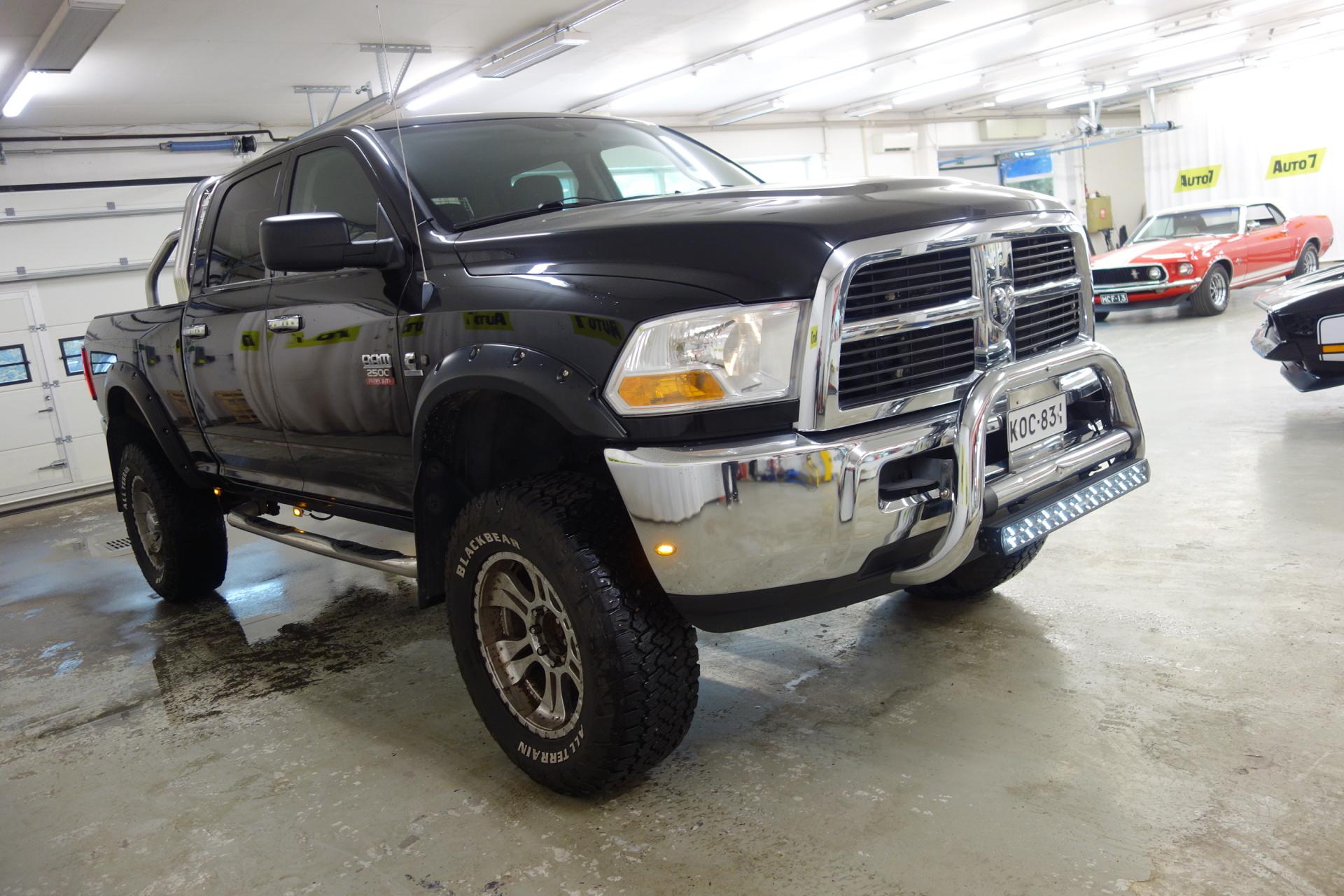 DODGE Ram 2012