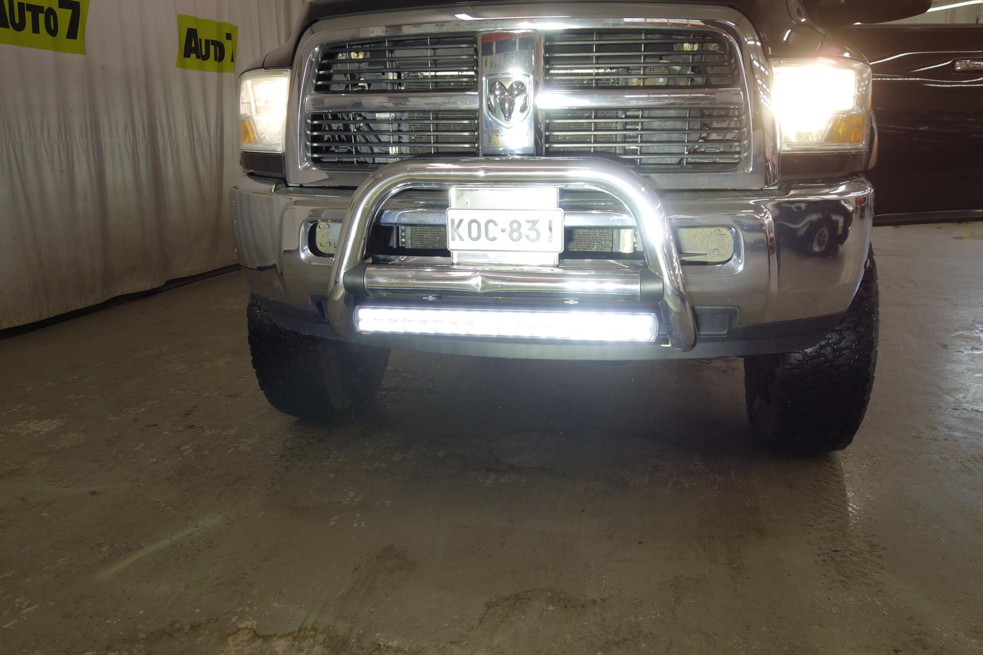 DODGE Ram 2012
