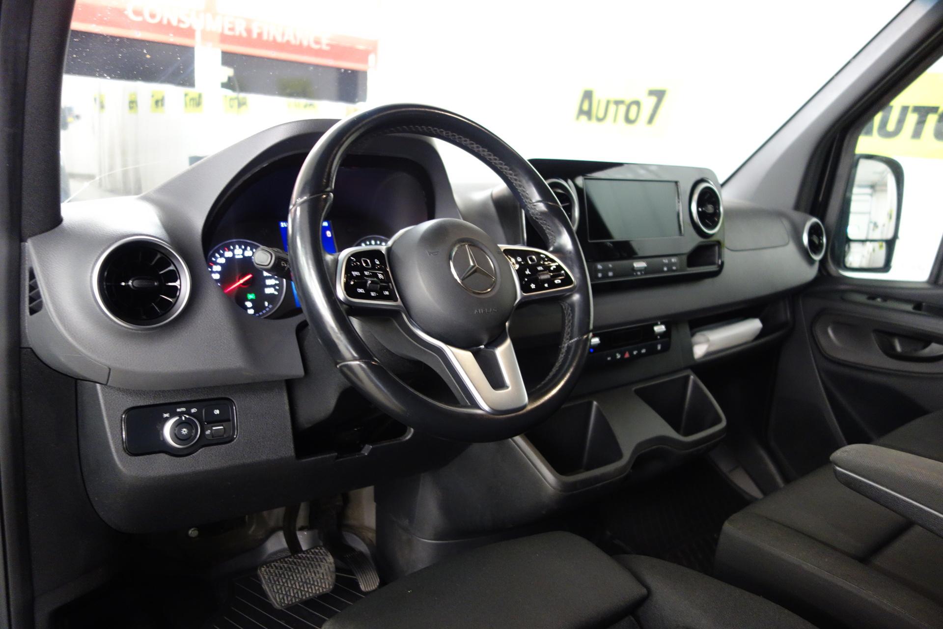 MERCEDES-BENZ Sprinter 2022