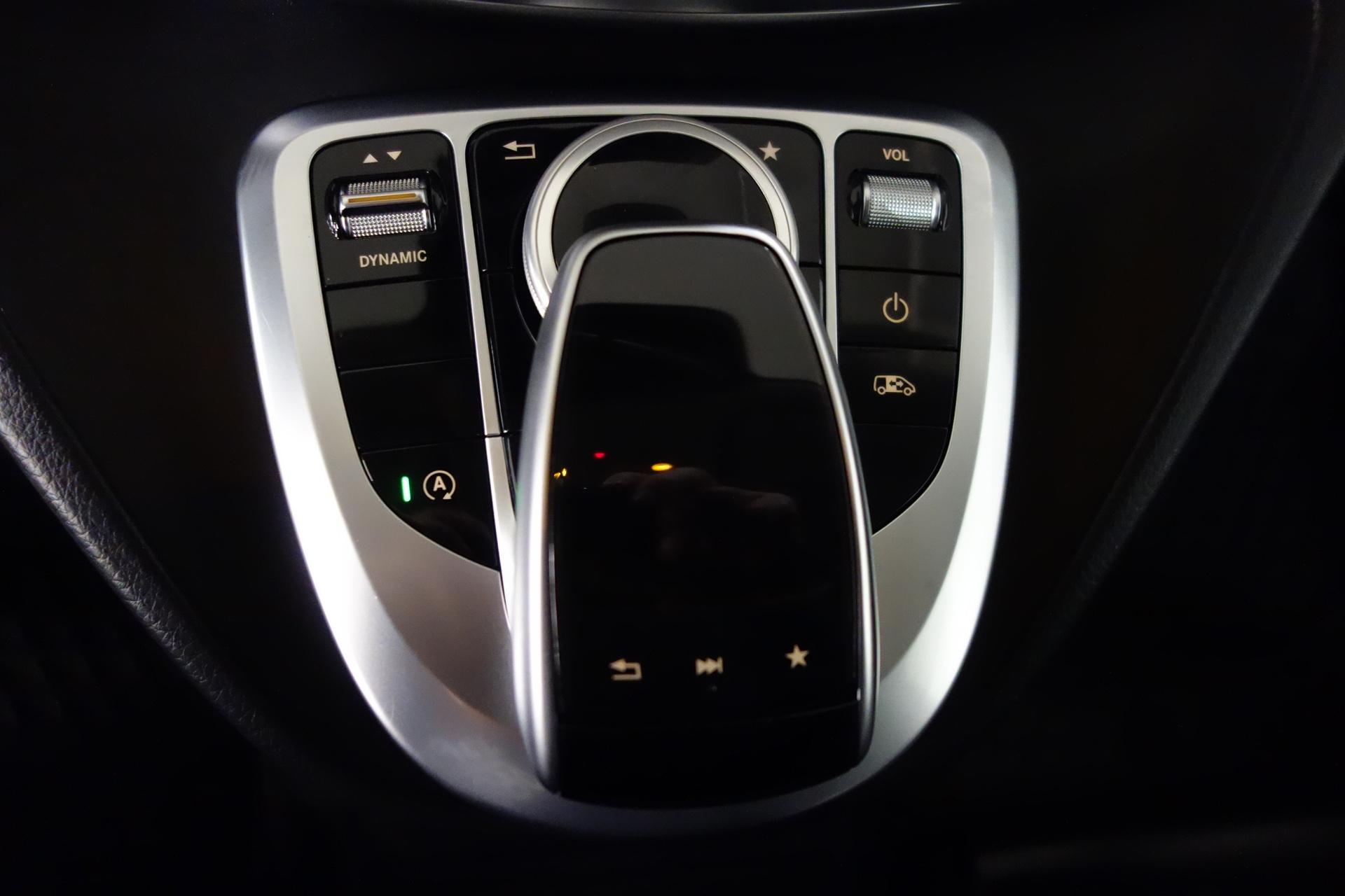 MERCEDES-BENZ V 2019