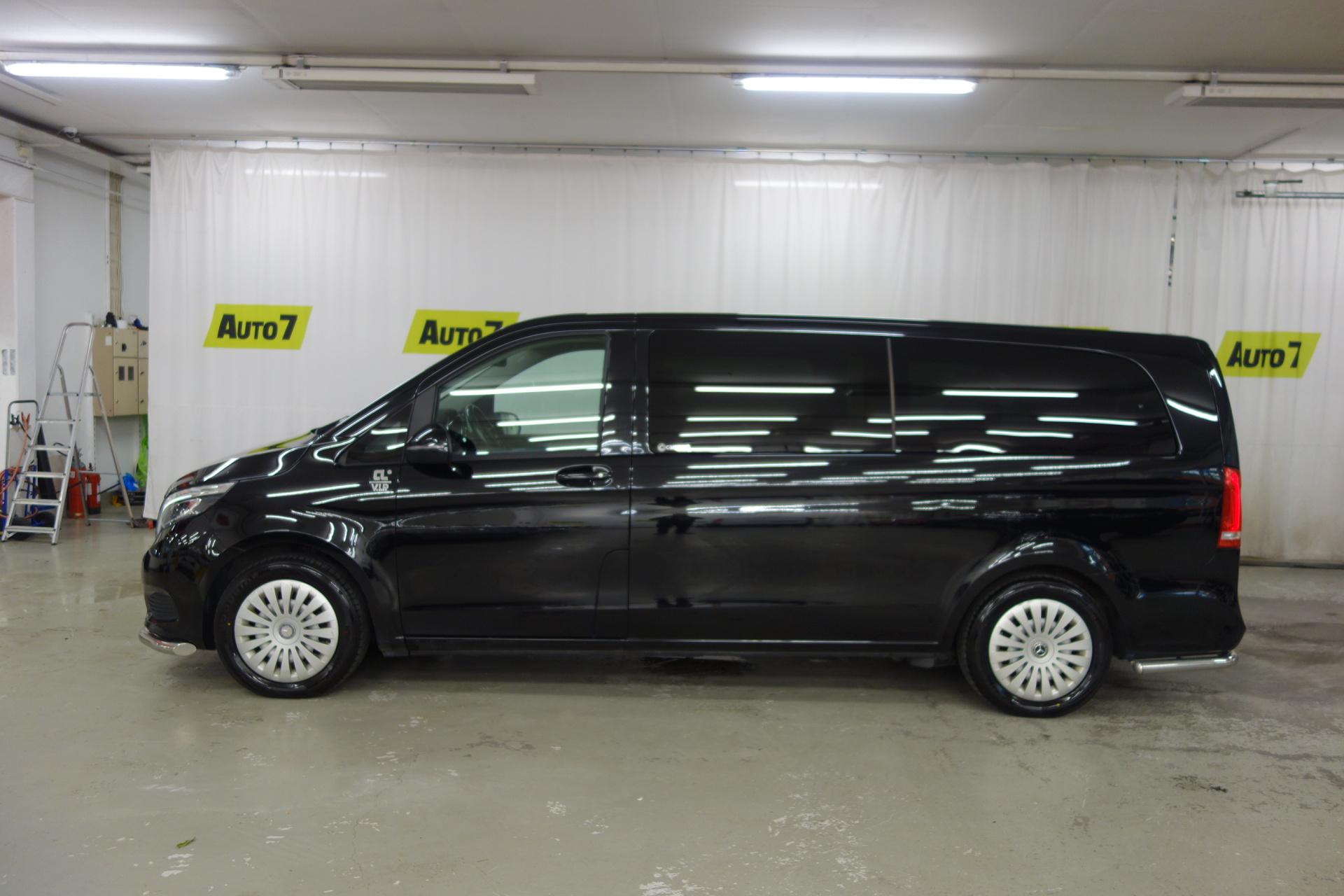 MERCEDES-BENZ V 2019