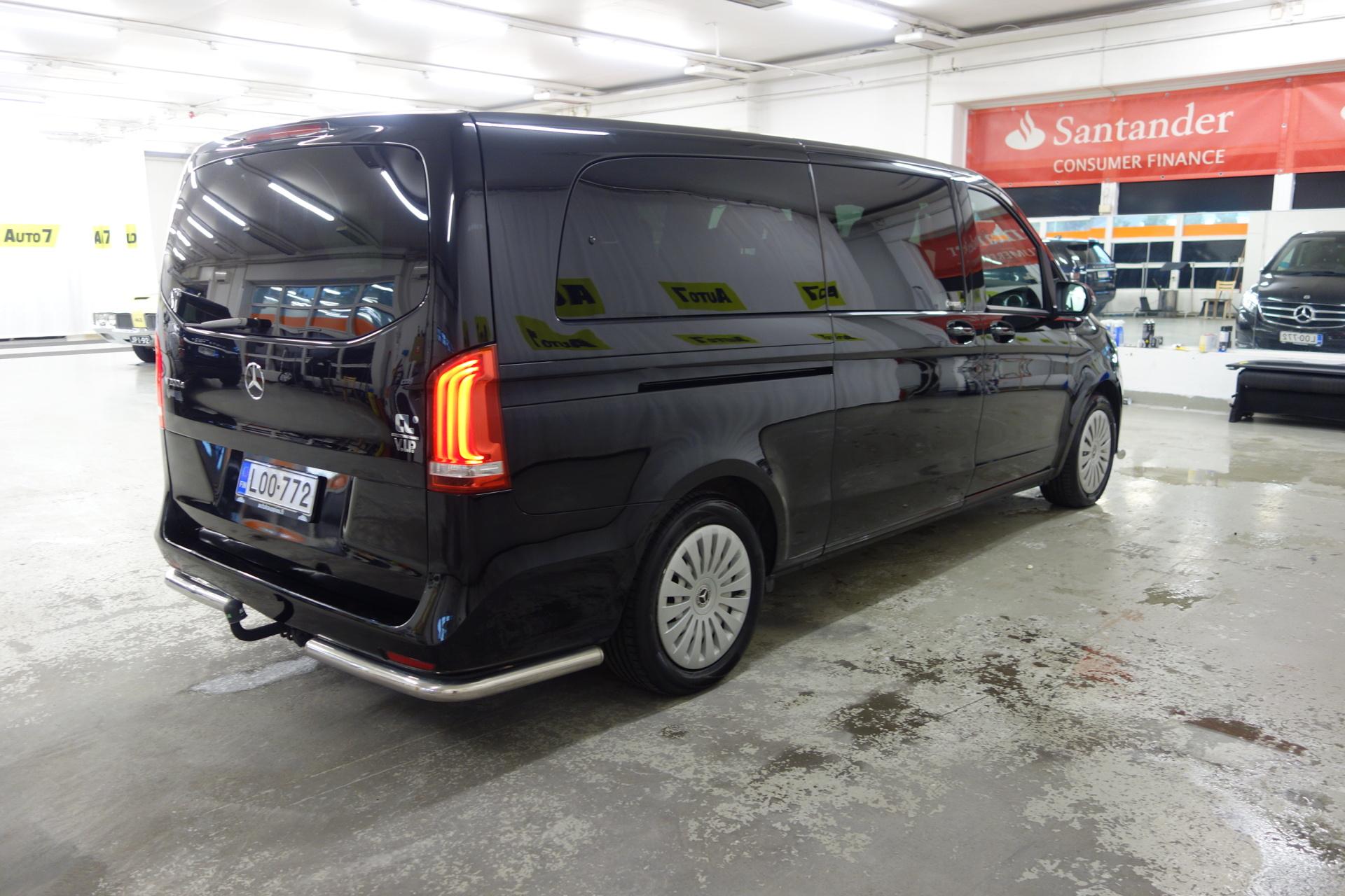 MERCEDES-BENZ V 2019