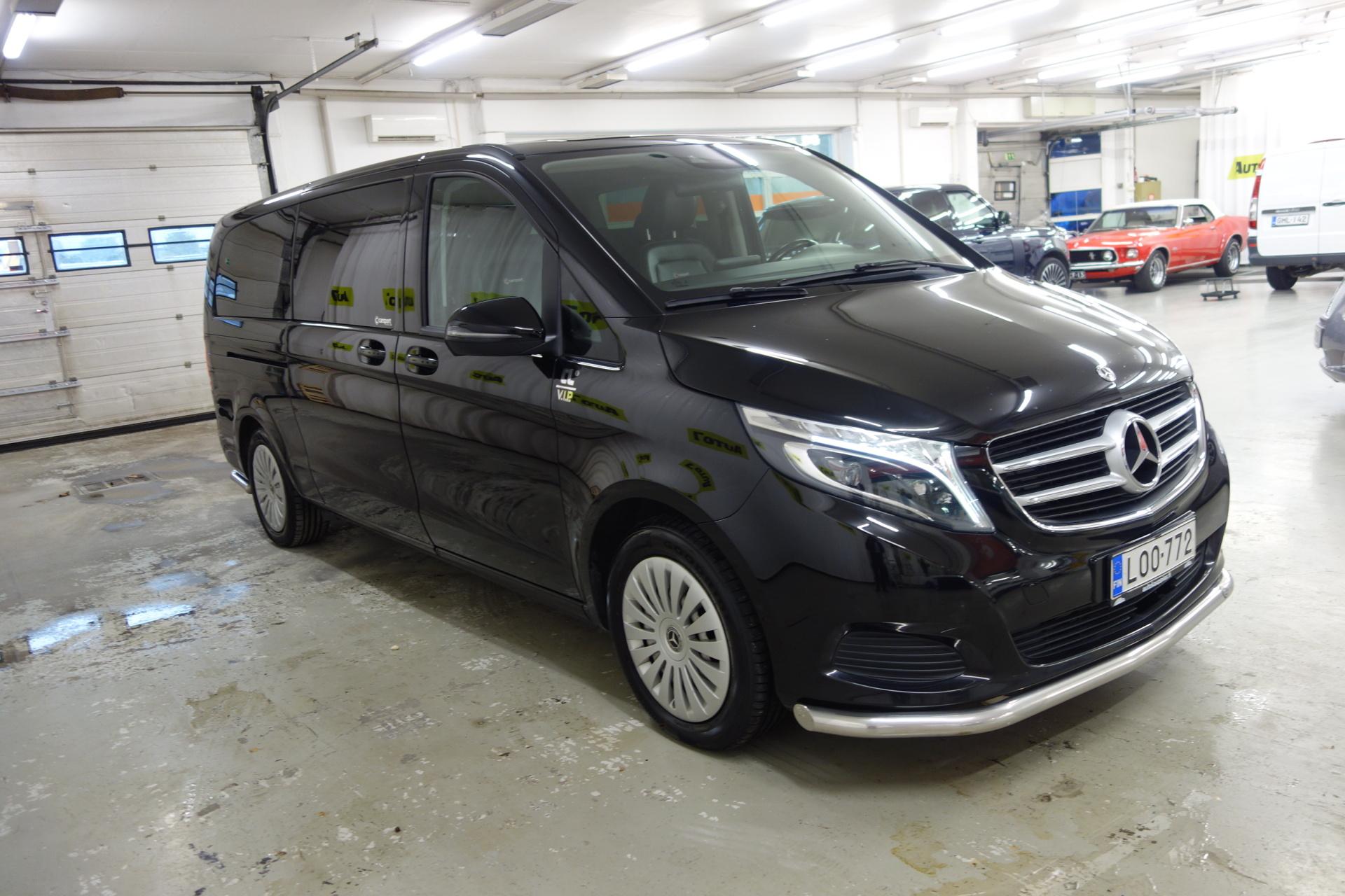 MERCEDES-BENZ V 2019