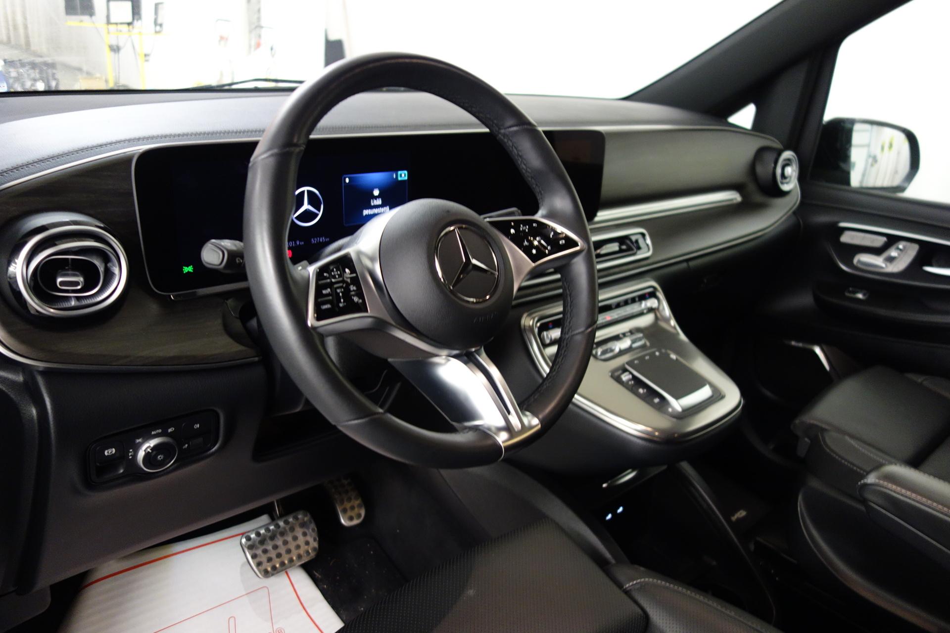 MERCEDES-BENZ V 2025