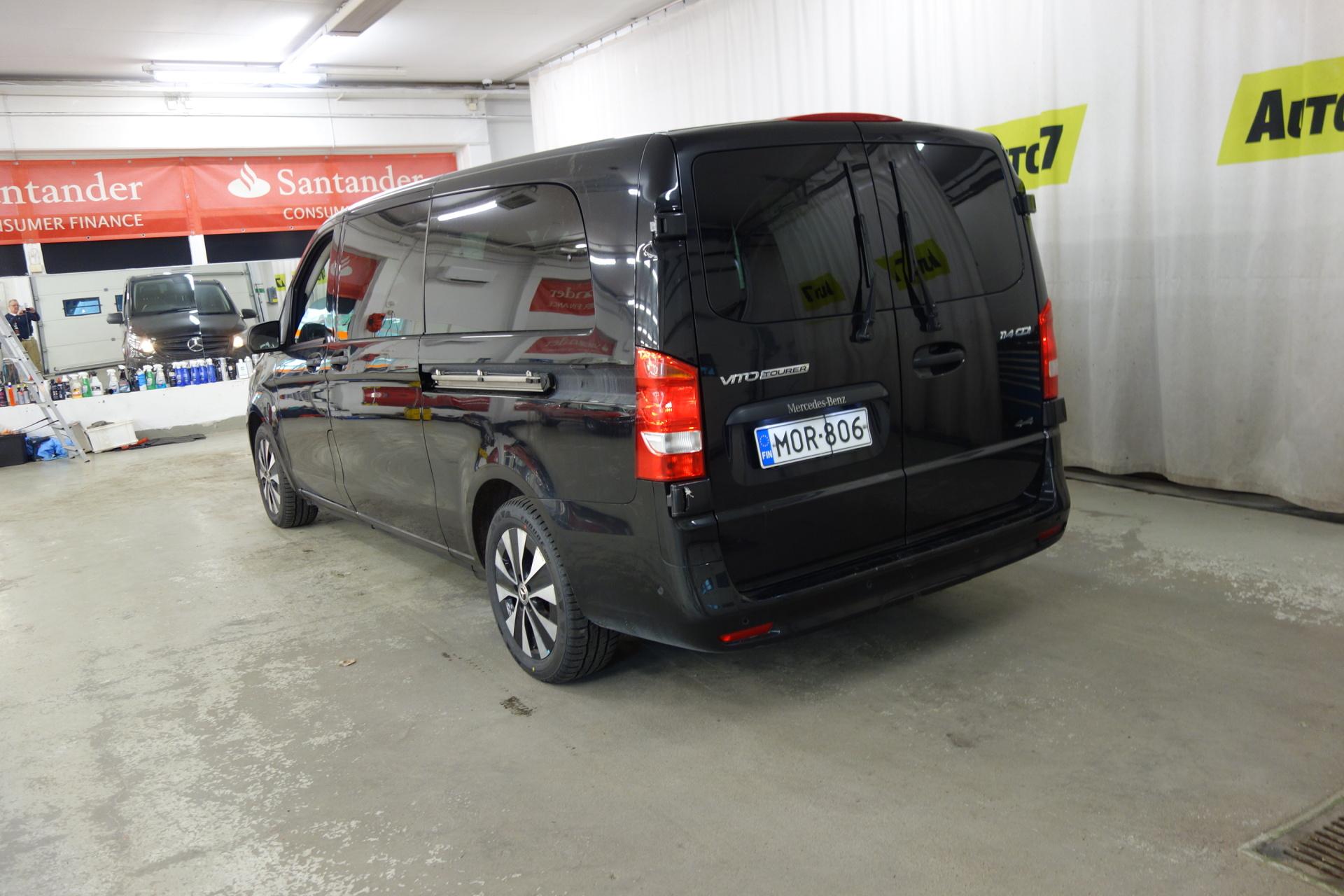 MERCEDES-BENZ Vito 2023