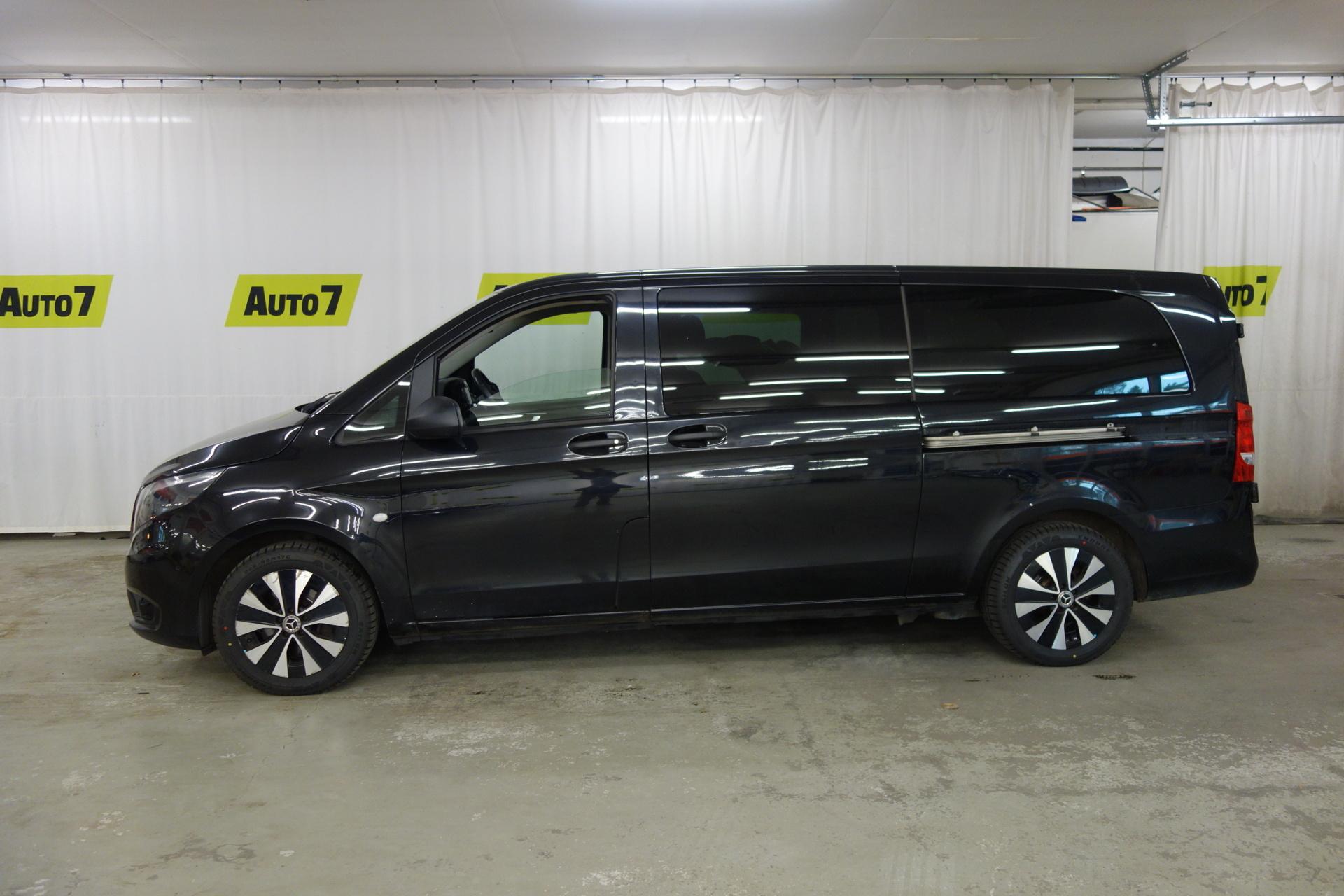 MERCEDES-BENZ Vito 2023