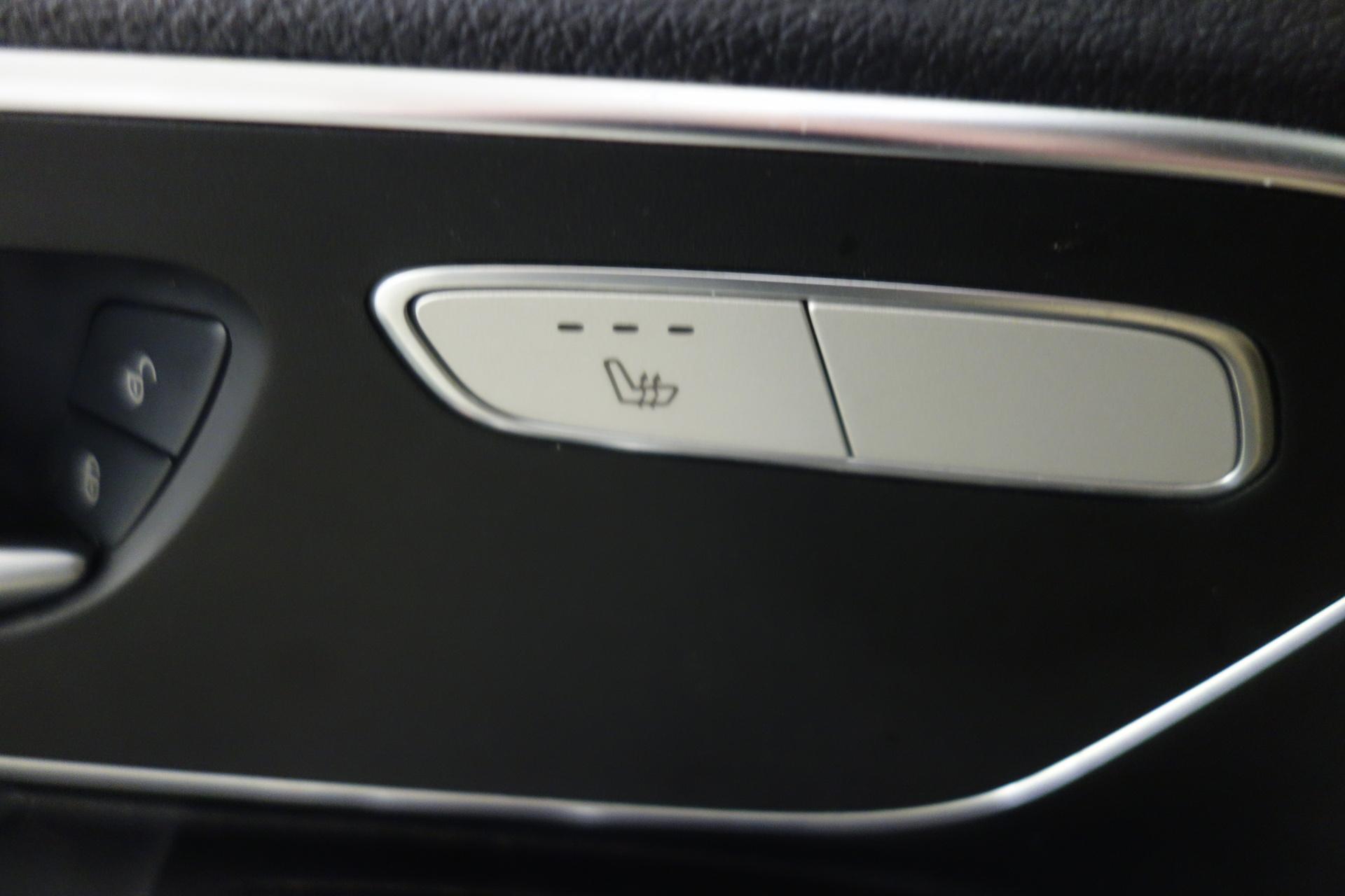 MERCEDES-BENZ Vito 2023