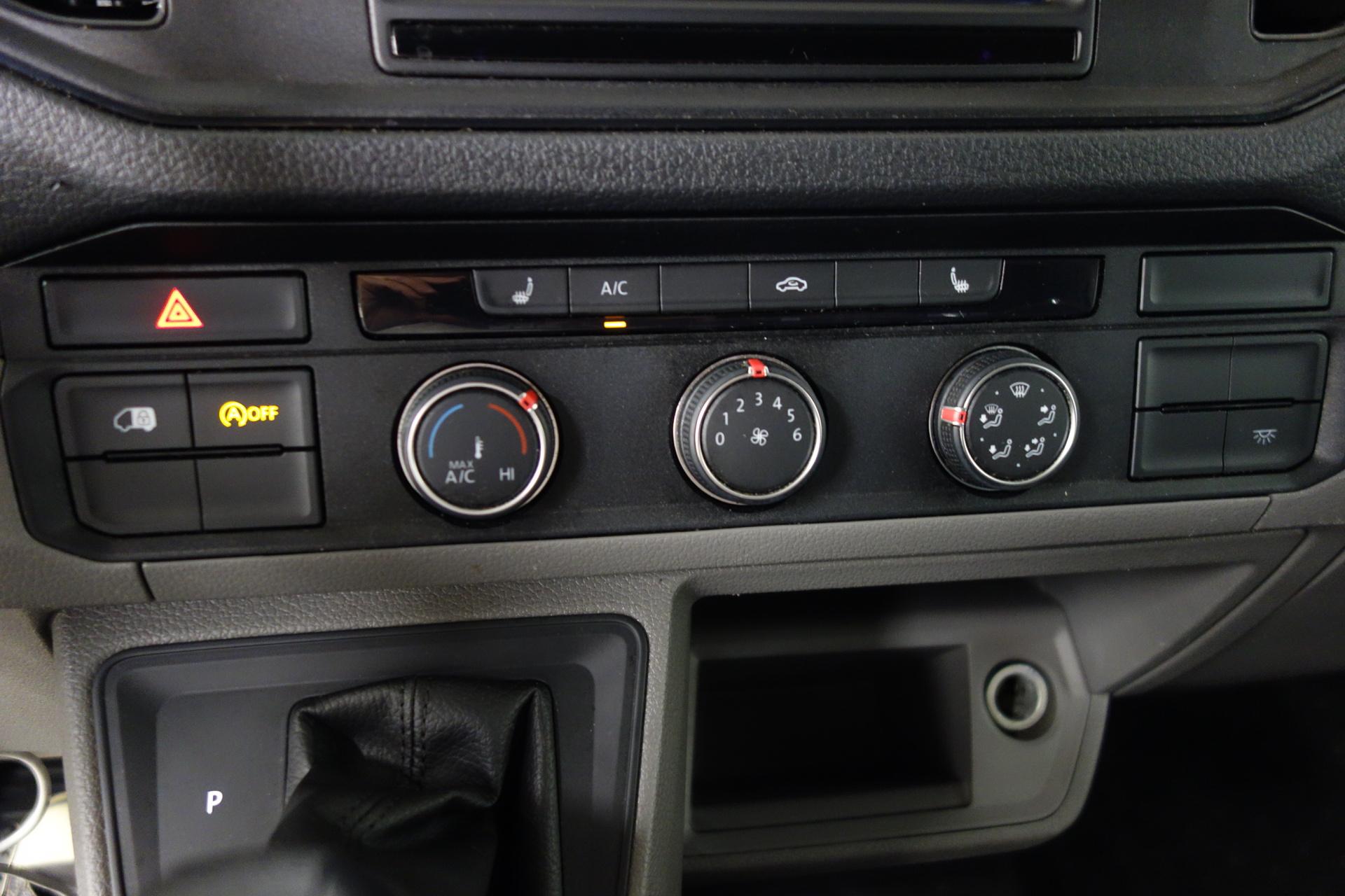 VOLKSWAGEN Crafter 2020