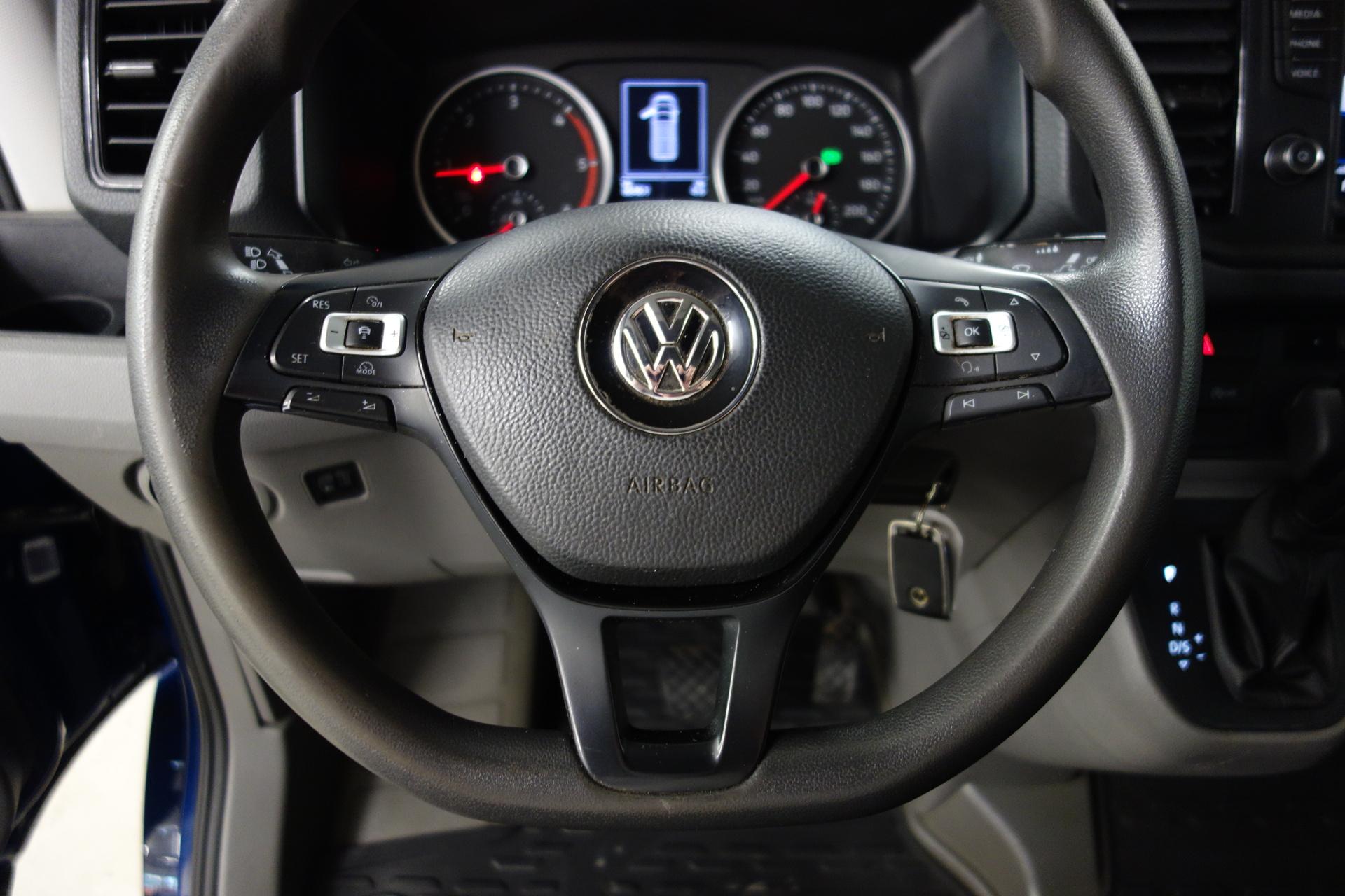 VOLKSWAGEN Crafter 2020