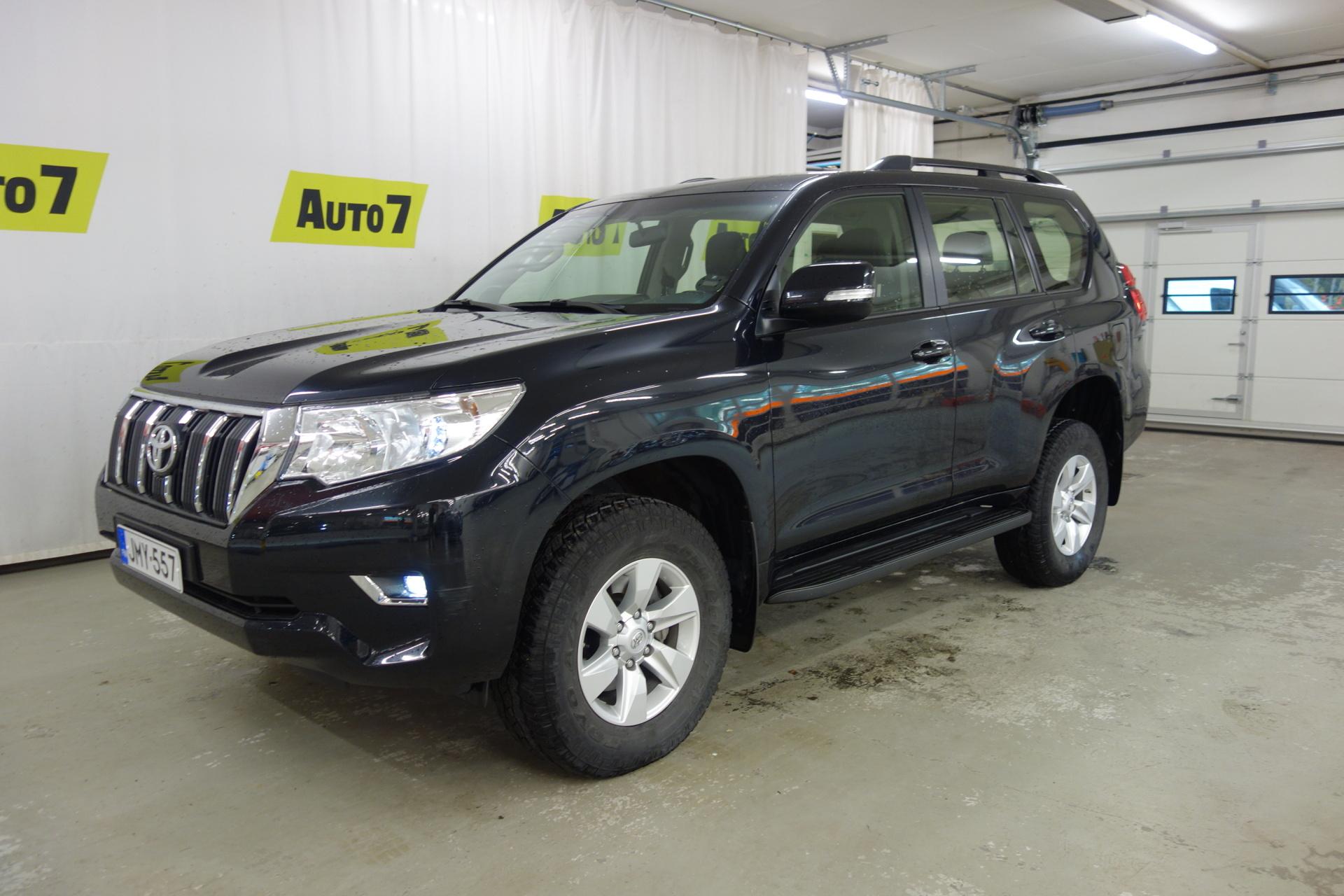 TOYOTA Land Cruiser 2023