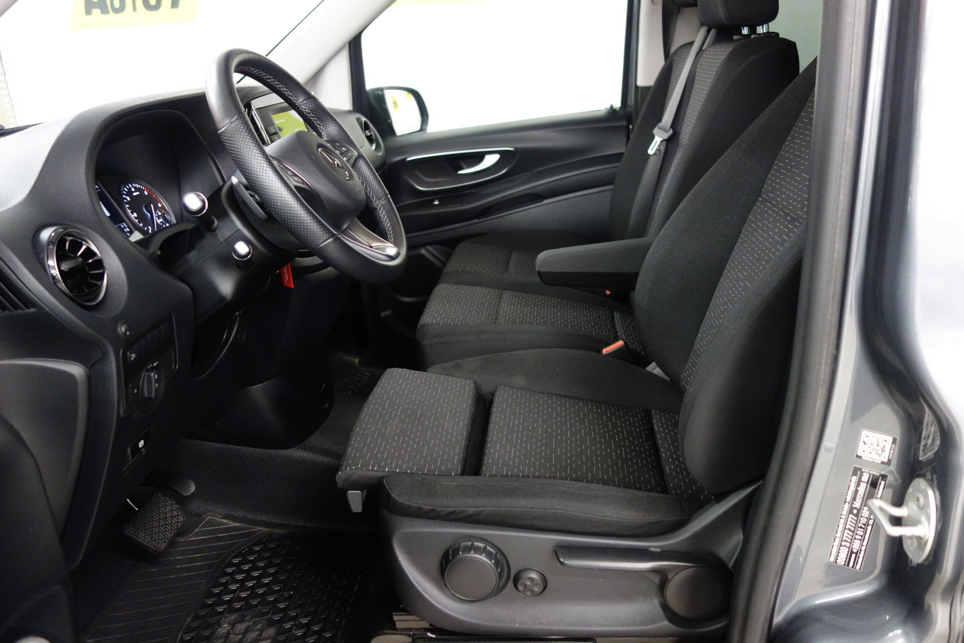 MERCEDES-BENZ Vito 2024