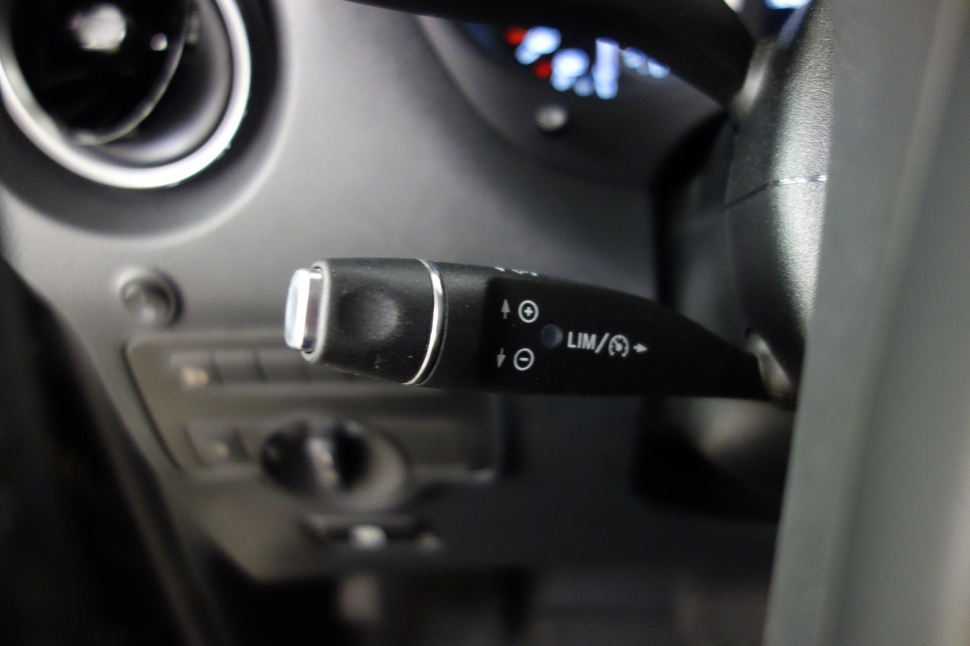 MERCEDES-BENZ Vito 2024