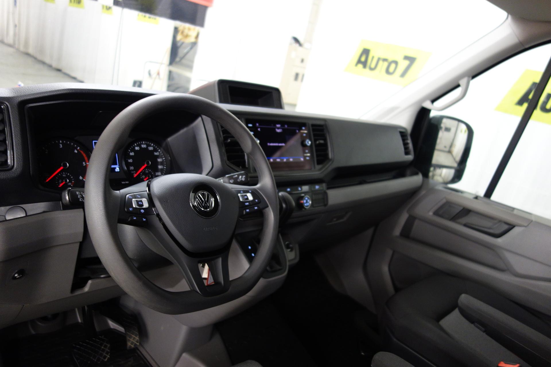 VOLKSWAGEN Crafter 2024