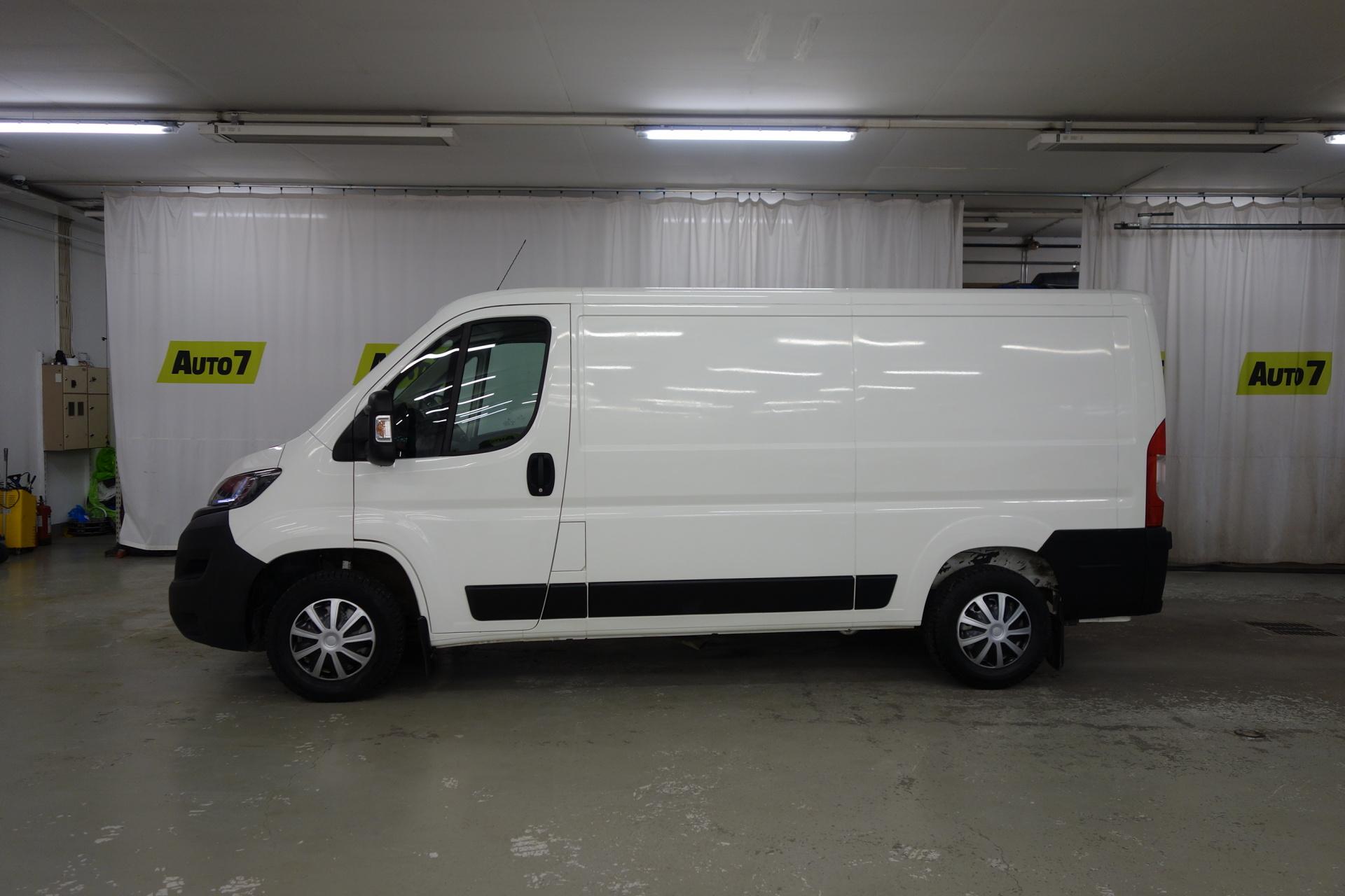 PEUGEOT Boxer 2021