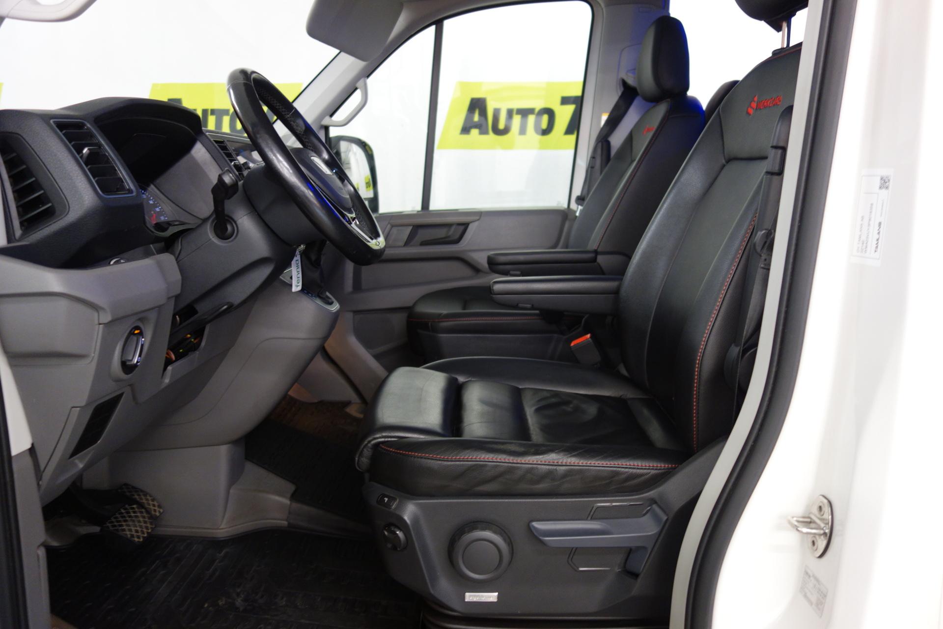 VOLKSWAGEN Crafter 2024