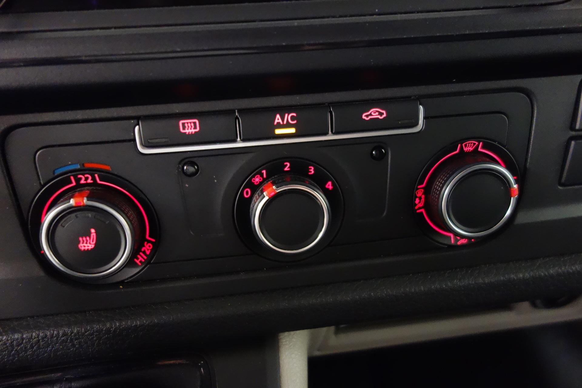 VOLKSWAGEN Transporter 2020