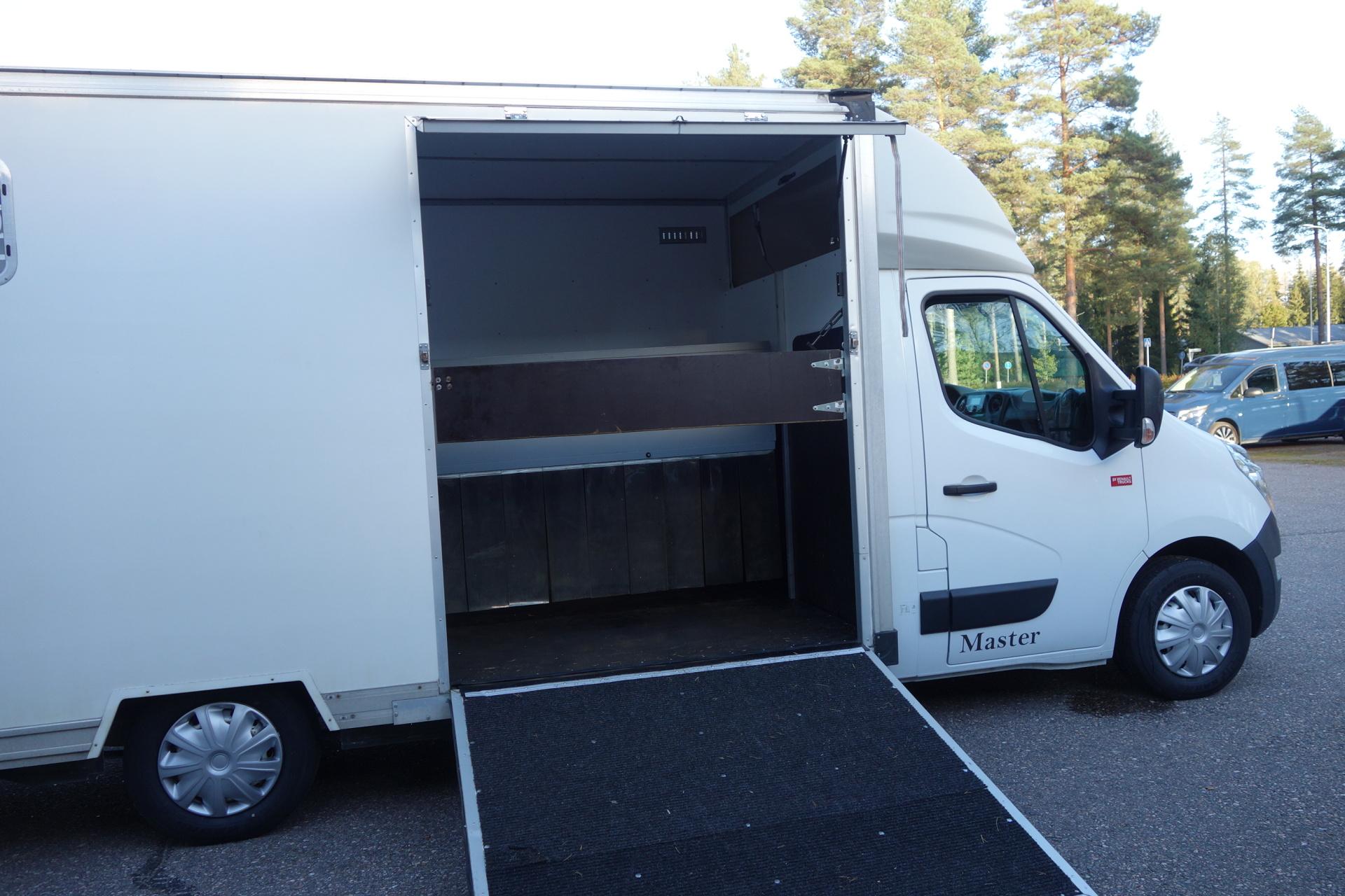 RENAULT Master 2016