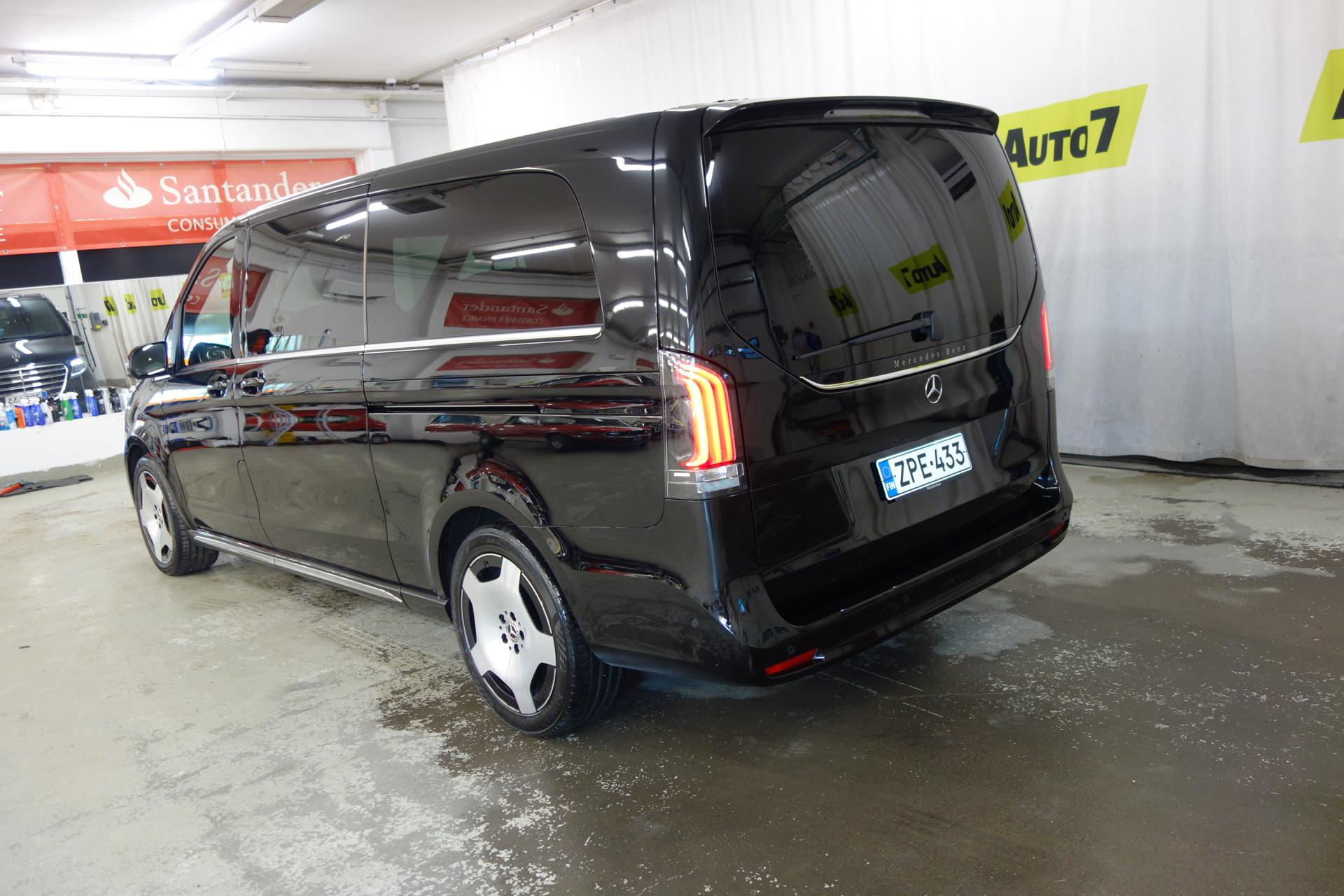 MERCEDES-BENZ V 2025