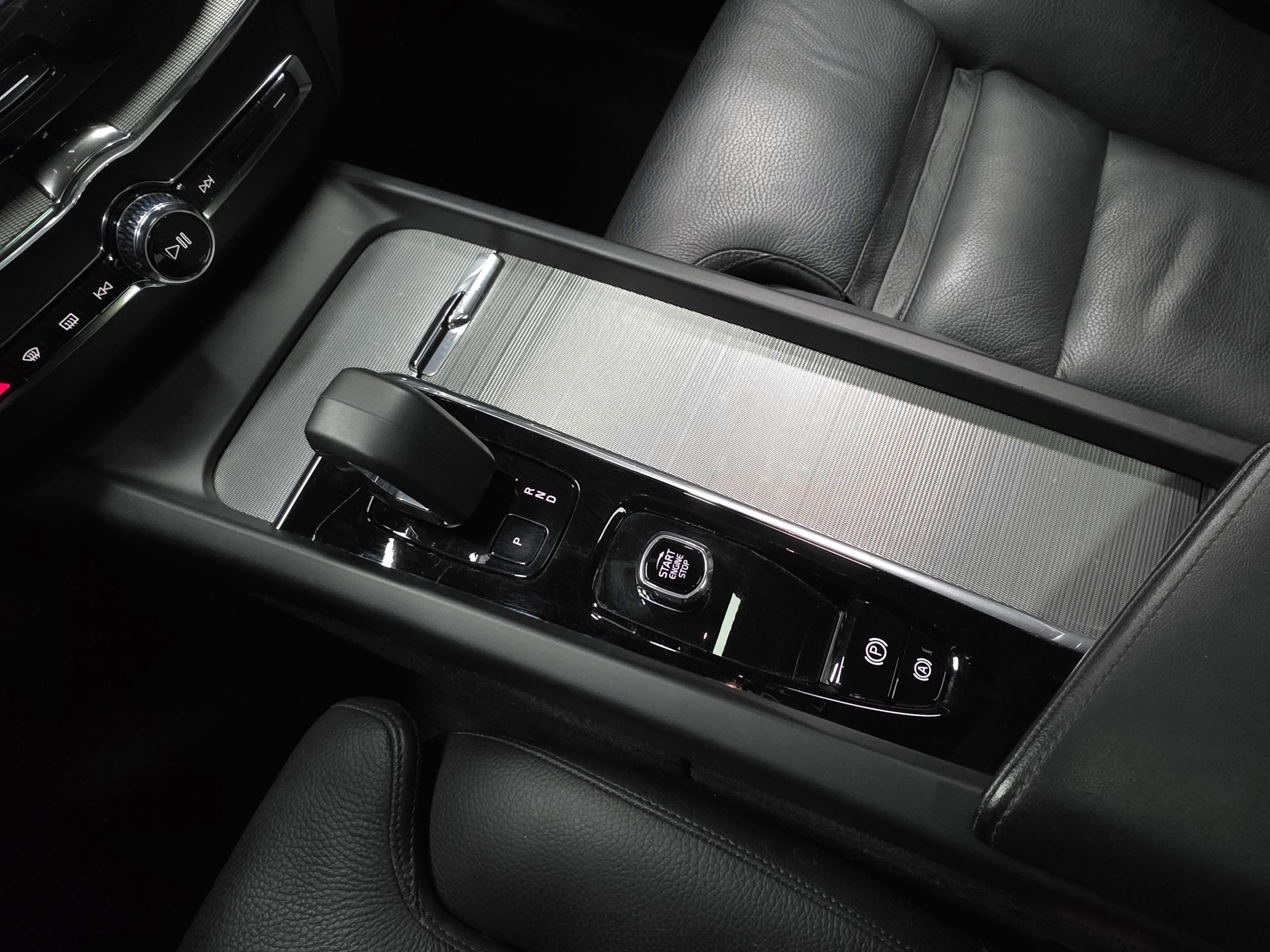 Volvo XC60 14
