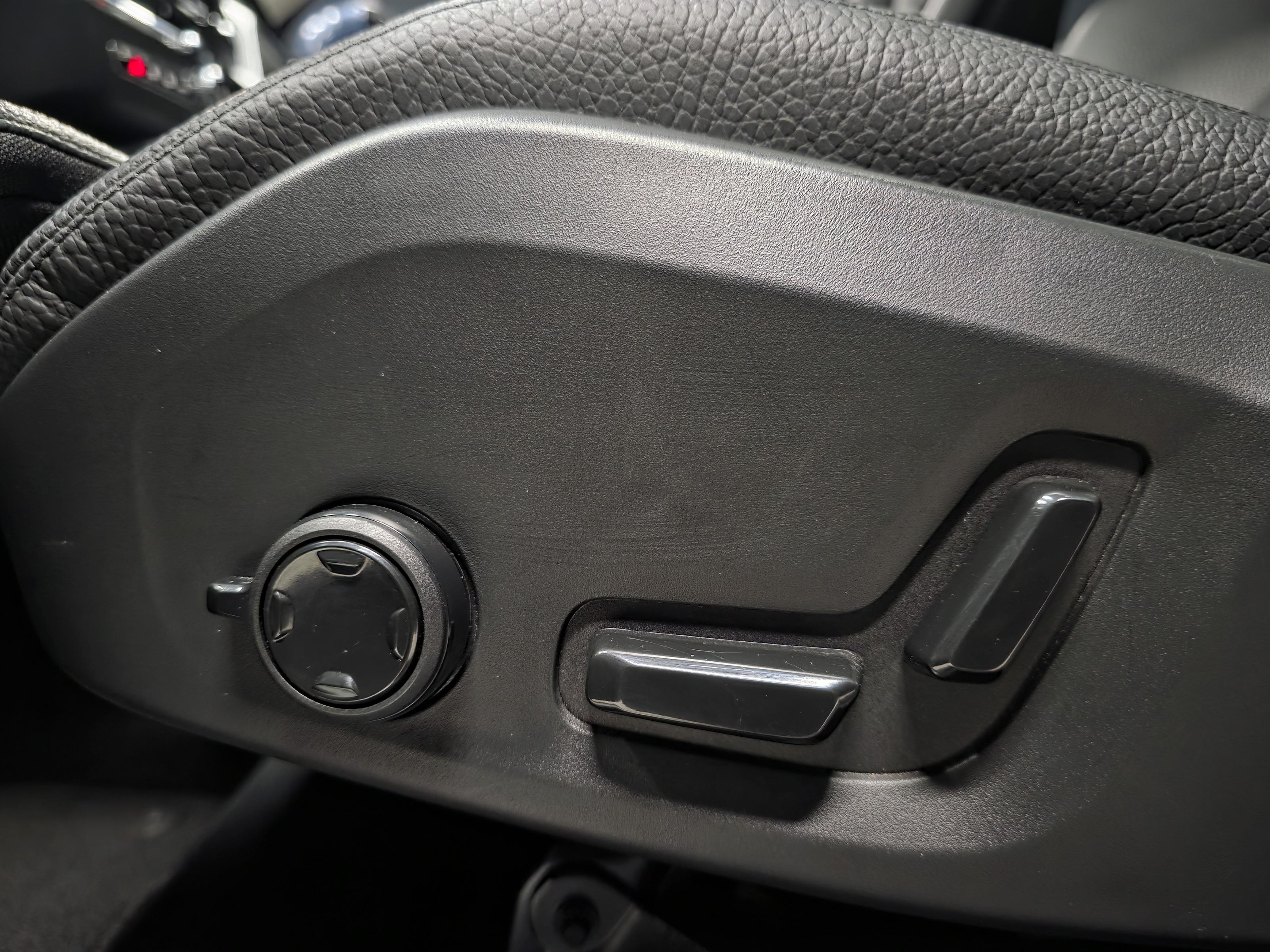 Volvo XC60 15