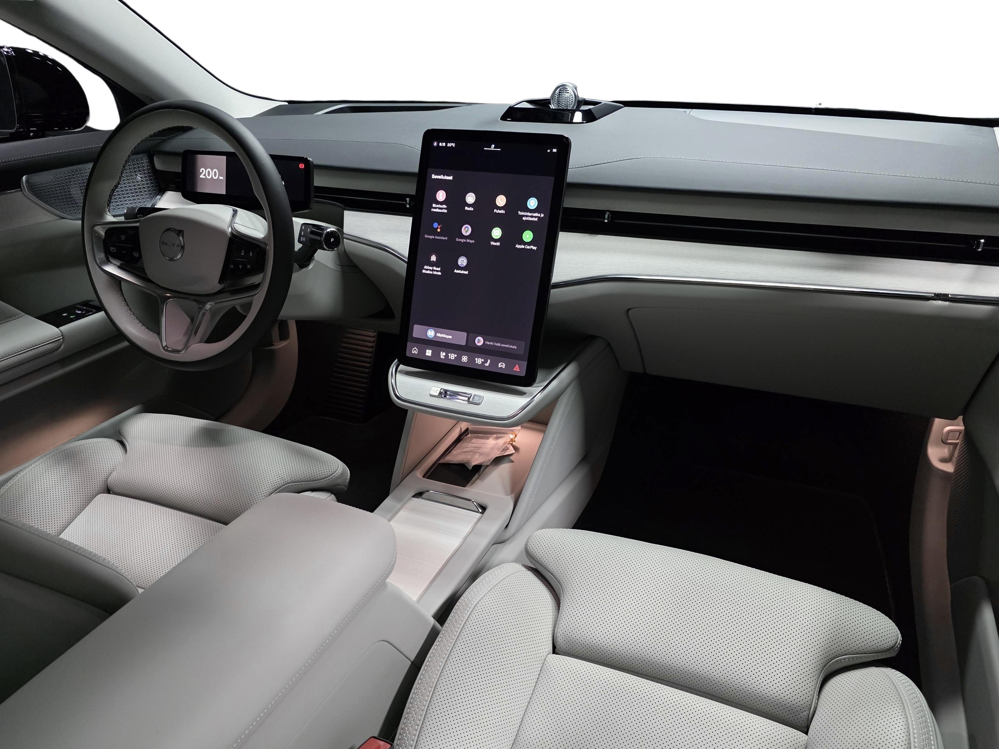 Volvo ES90 17