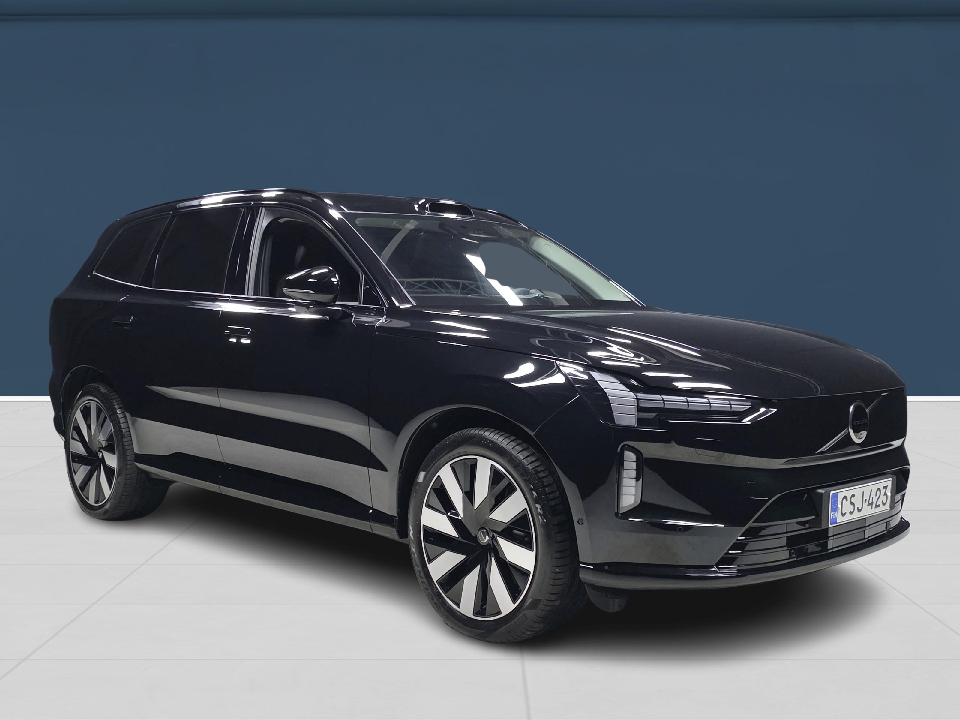 Volvo EX90 3